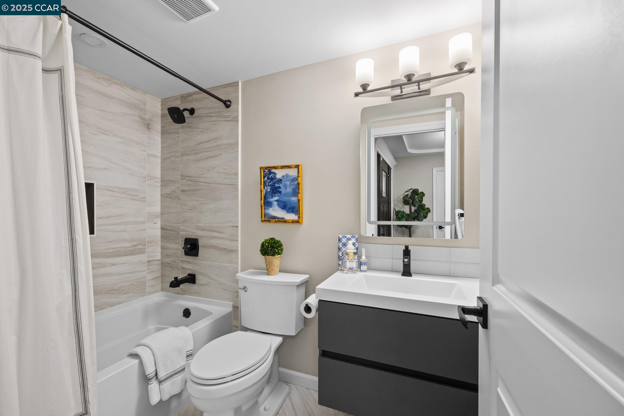 Detail Gallery Image 44 of 60 For 2925 Golden Rain Rd #12,  Walnut Creek,  CA 94595 - 2 Beds | 2 Baths