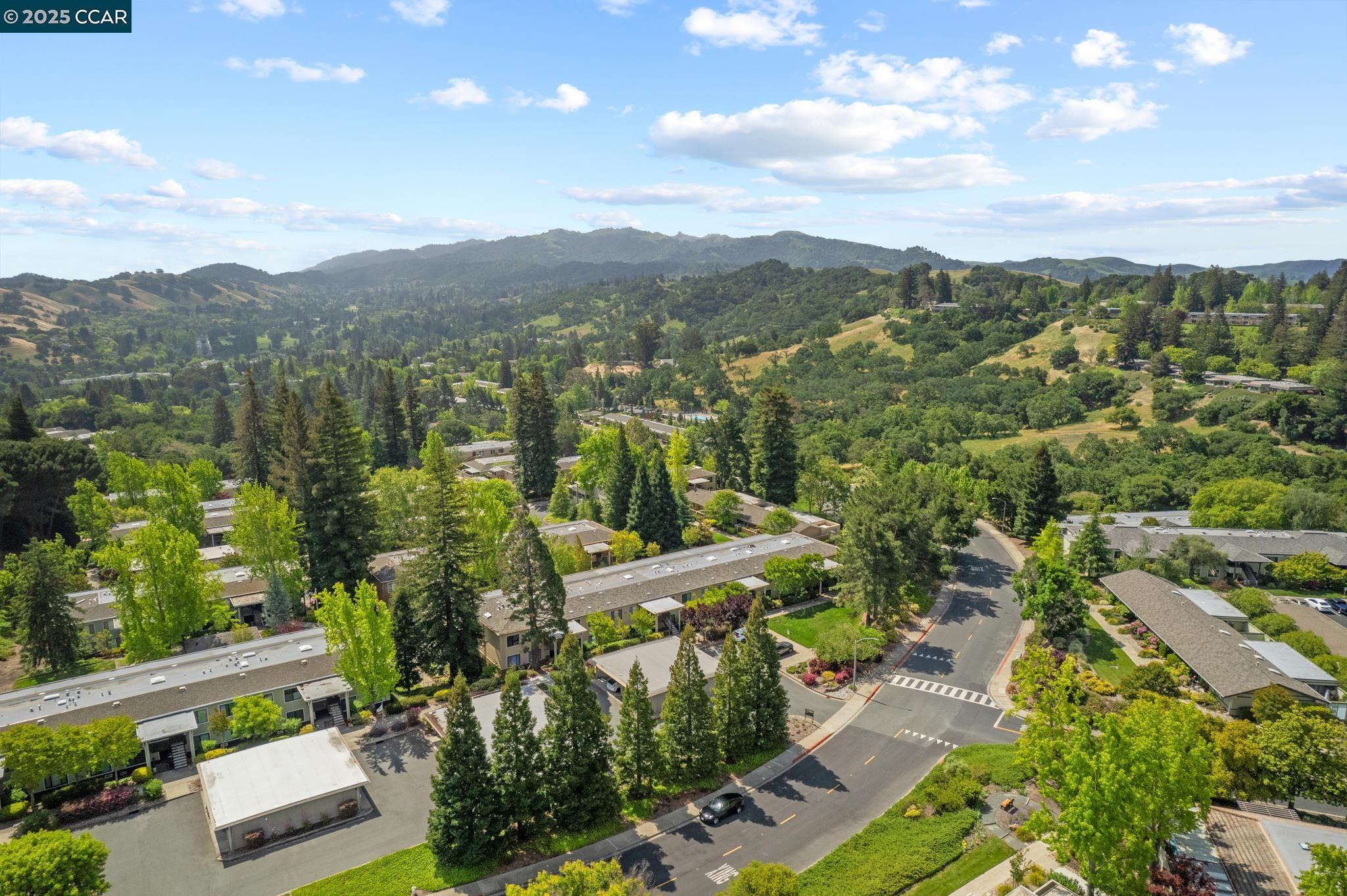 Detail Gallery Image 59 of 60 For 2925 Golden Rain Rd #12,  Walnut Creek,  CA 94595 - 2 Beds | 2 Baths
