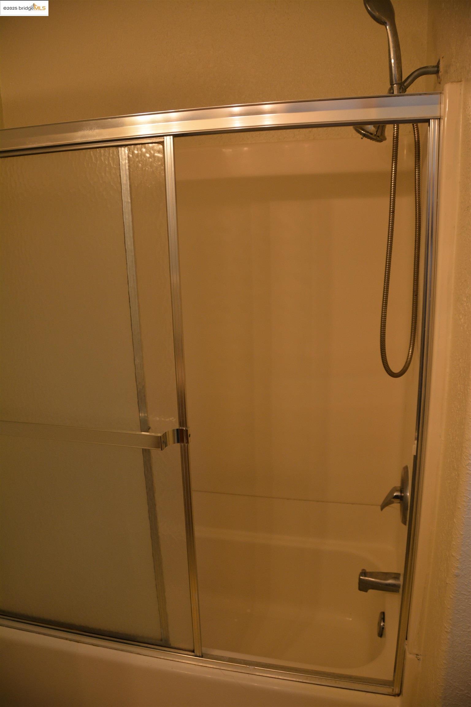 Detail Gallery Image 11 of 27 For 115 Enes Ave, Bay Point,  CA 94565 - 2 Beds | 1 Baths