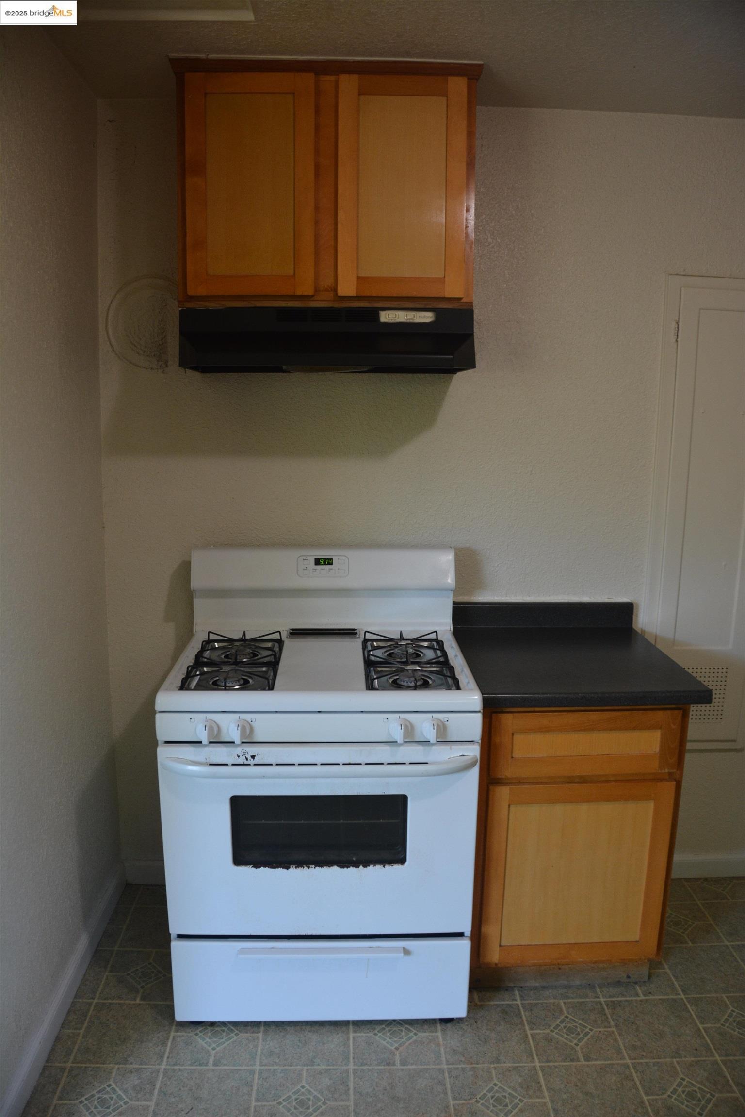 Detail Gallery Image 13 of 27 For 115 Enes Ave, Bay Point,  CA 94565 - 2 Beds | 1 Baths