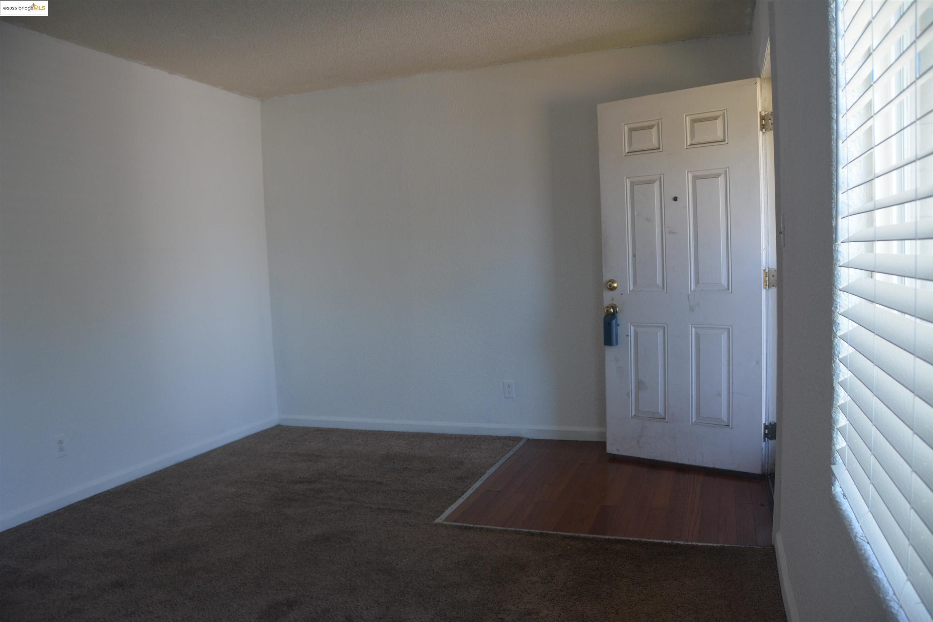 Detail Gallery Image 3 of 27 For 115 Enes Ave, Bay Point,  CA 94565 - 2 Beds | 1 Baths