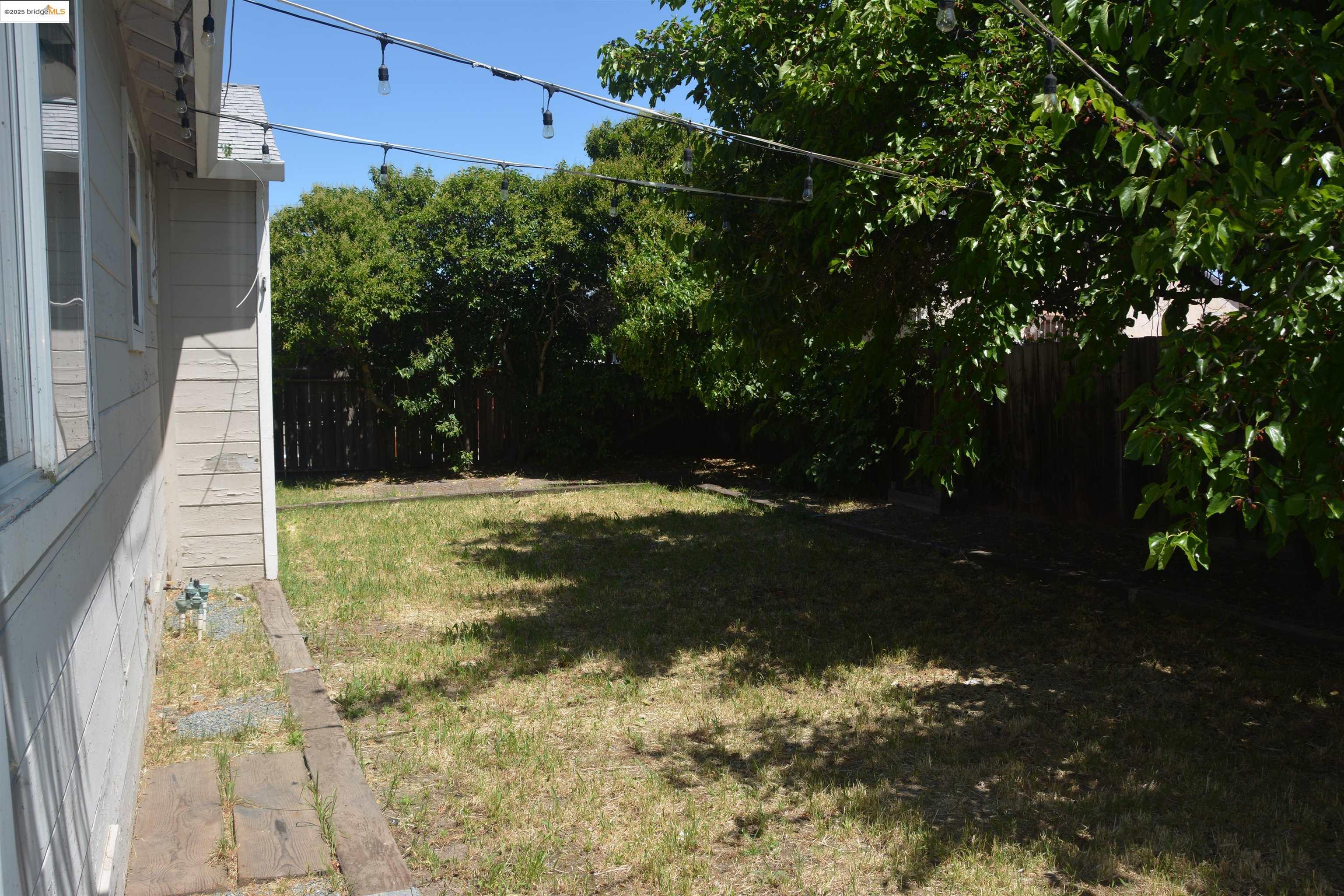 Detail Gallery Image 23 of 27 For 115 Enes Ave, Bay Point,  CA 94565 - 2 Beds | 1 Baths