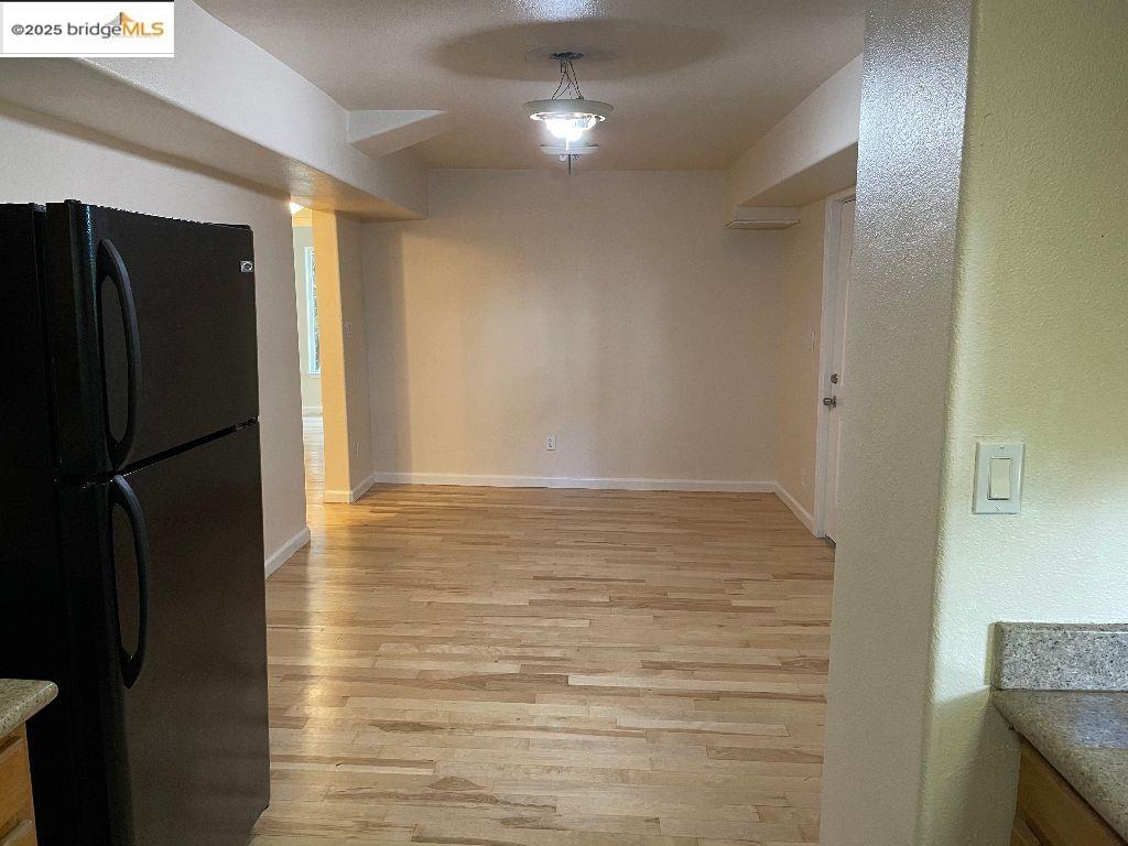 Detail Gallery Image 11 of 24 For 337-341 Oakland Avenue, Oakland,  CA 94611 - – Beds | – Baths