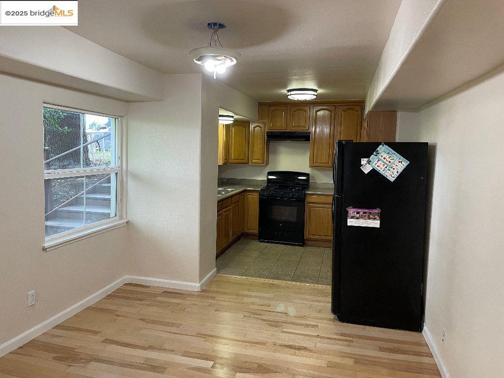 Detail Gallery Image 12 of 24 For 337-341 Oakland Avenue, Oakland,  CA 94611 - – Beds | – Baths