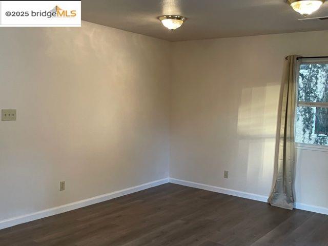 Detail Gallery Image 6 of 24 For 337-341 Oakland Avenue, Oakland,  CA 94611 - – Beds | – Baths