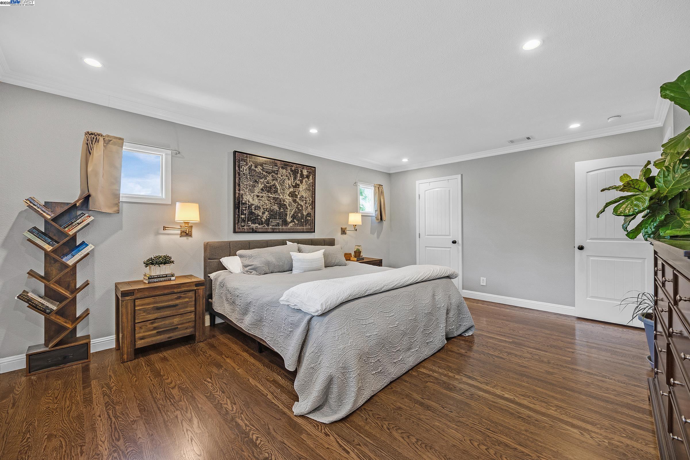 Detail Gallery Image 17 of 37 For 911 Kottinger Dr, Pleasanton,  CA 94566 - 4 Beds | 3 Baths