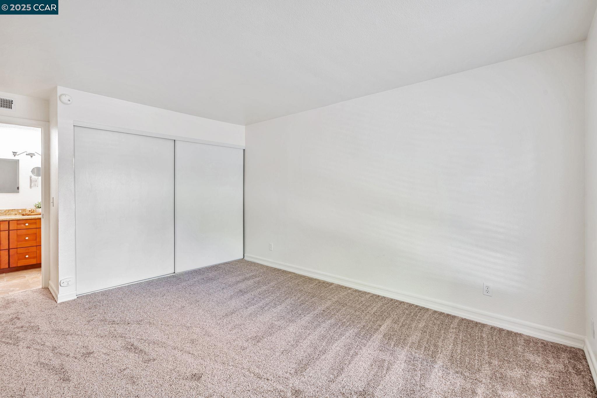 Detail Gallery Image 19 of 33 For 490 N Civic Drive #101,  Walnut Creek,  CA 94596 - 1 Beds | 1 Baths