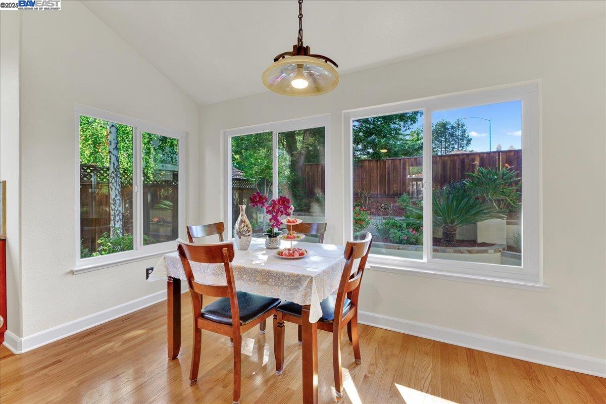 Detail Gallery Image 22 of 60 For 4975 Lapis Ln, Pleasanton,  CA 94566 - 5 Beds | 3 Baths