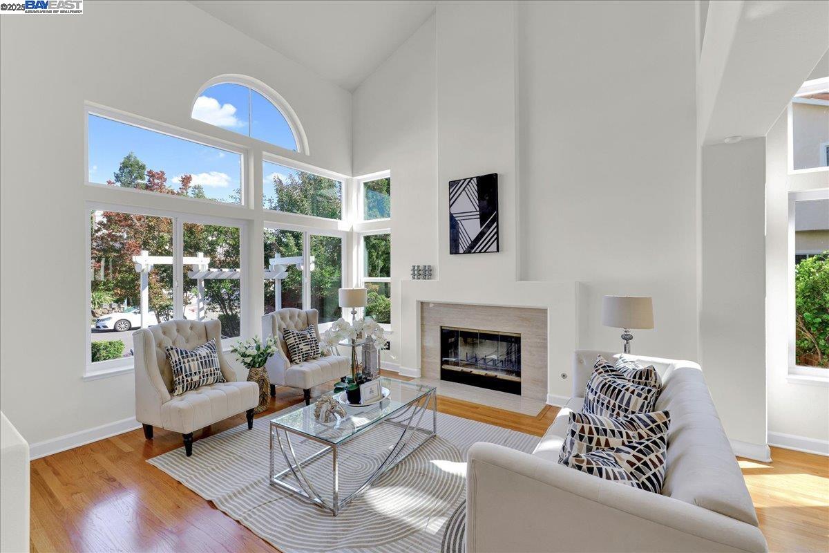 Detail Gallery Image 4 of 60 For 4975 Lapis Ln, Pleasanton,  CA 94566 - 5 Beds | 3 Baths