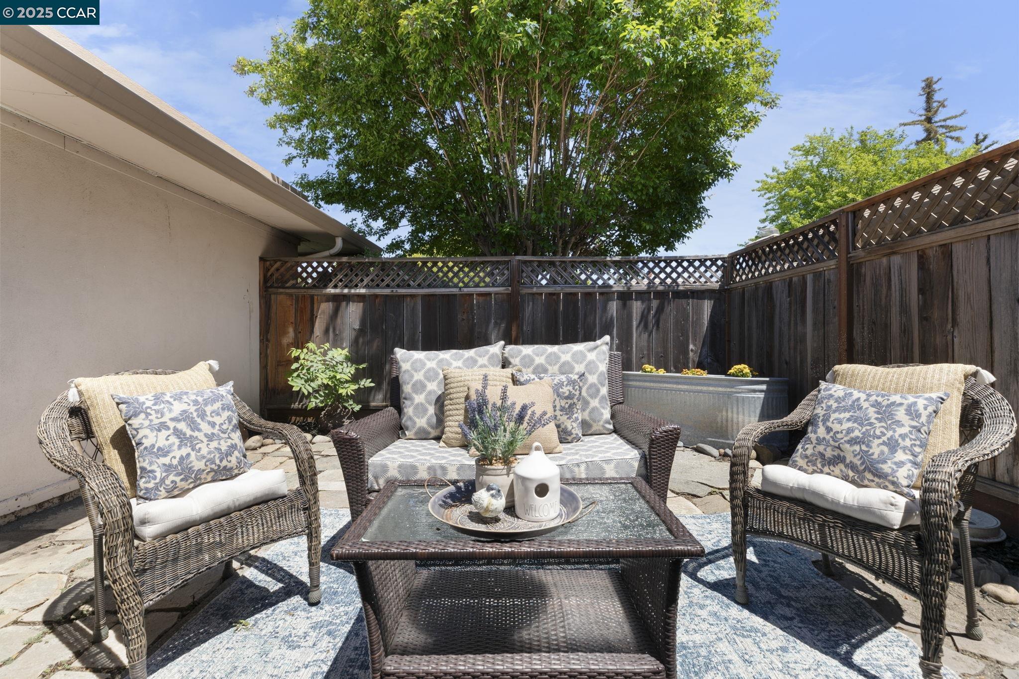 Photo #3: 41097060 Listing 