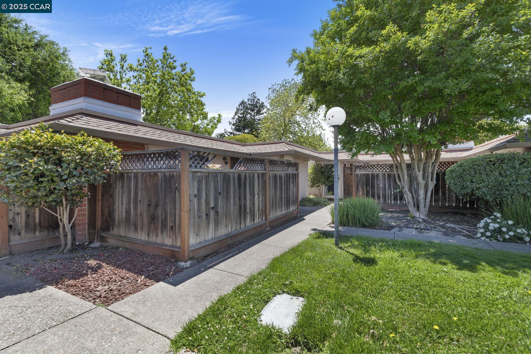Photo #38: 41097060 Listing: Photo #38