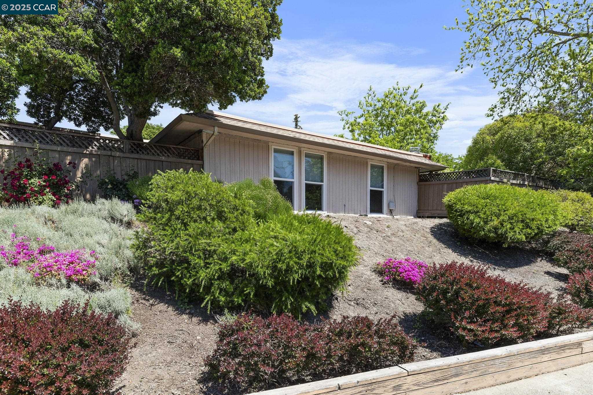 Photo #46: 41097060 Listing: Photo #46