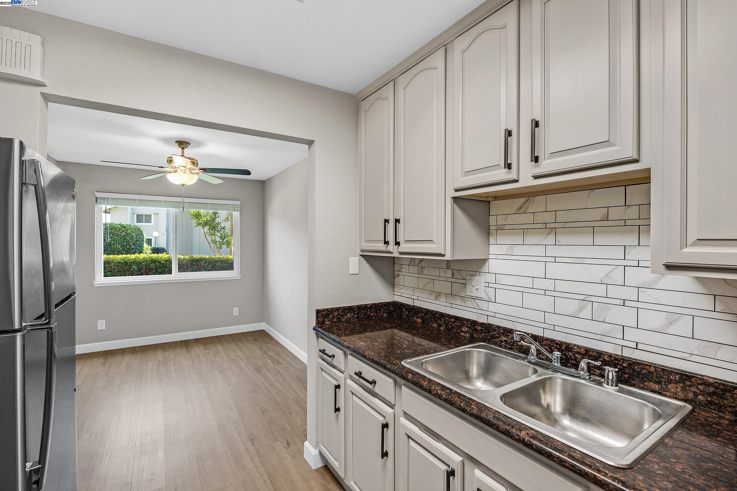 Photo #11: 41097061 Listing: Photo #11