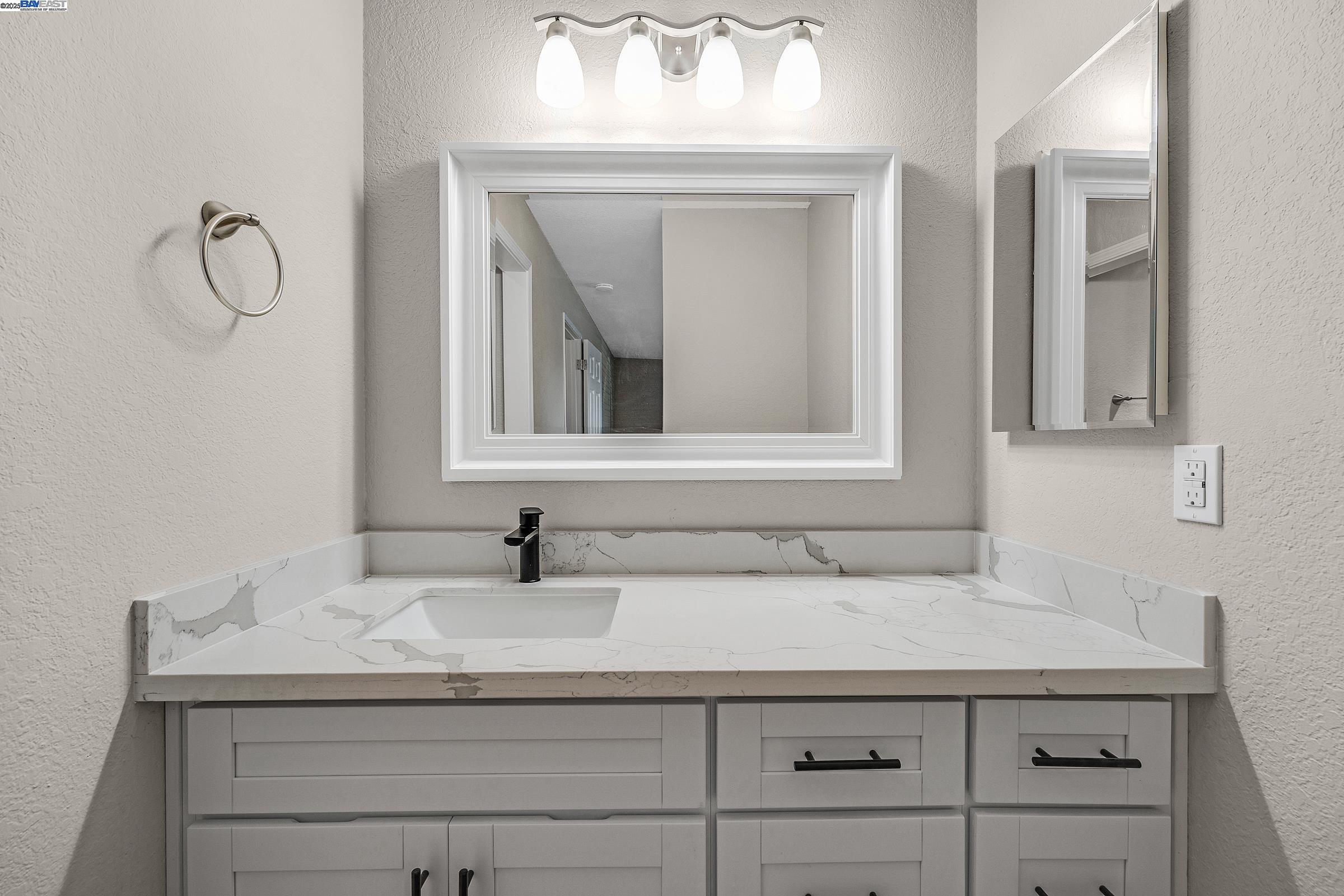 Photo #14: 41097061 Listing: Photo #14