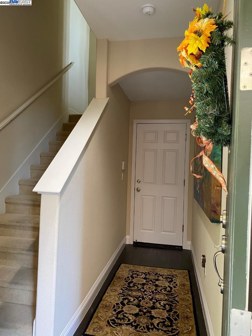 Detail Gallery Image 3 of 17 For 6961 N Mariposa Ln, Dublin,  CA 94568 - 4 Beds | 2/2 Baths