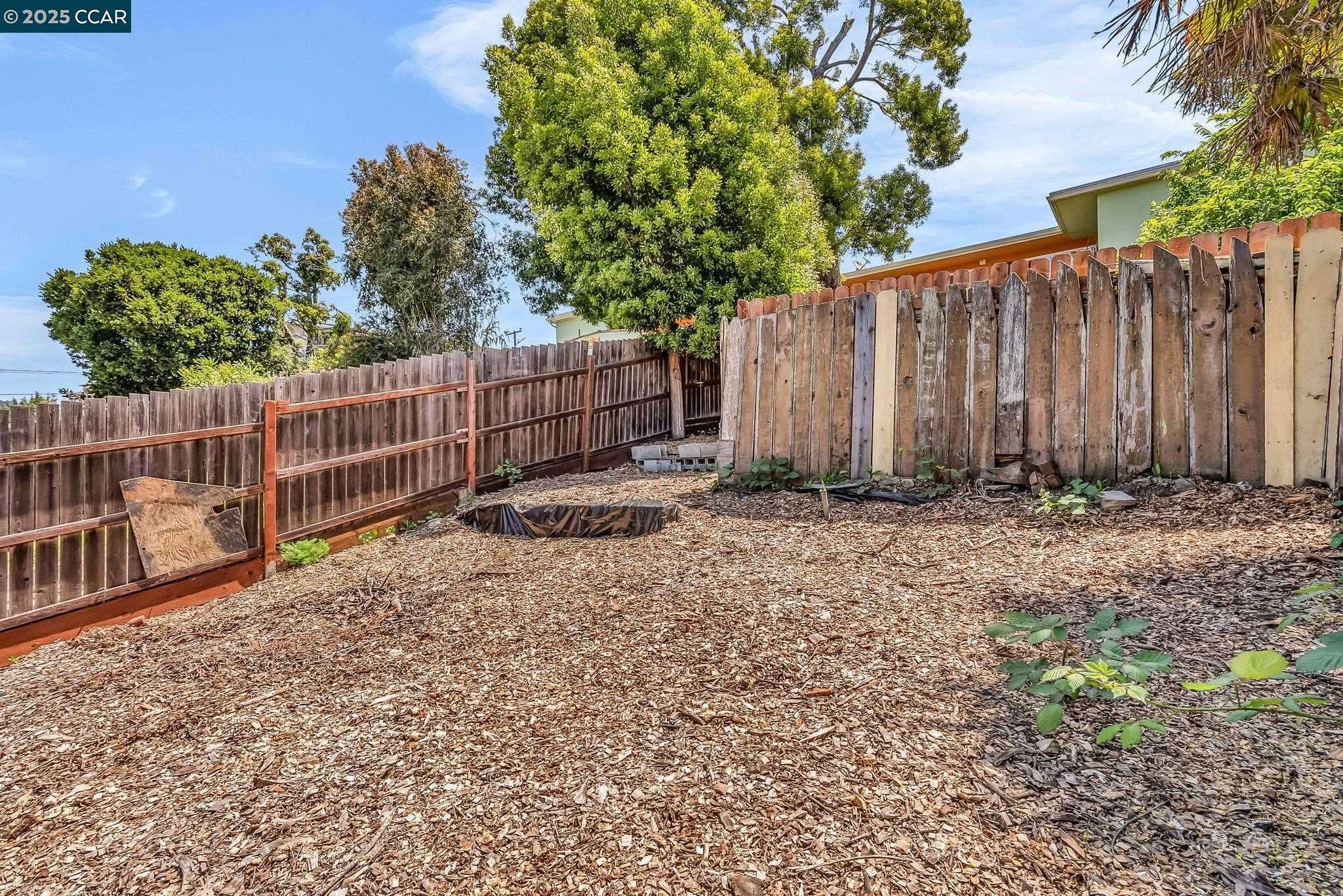 Detail Gallery Image 45 of 50 For 2150 35th Ave, Oakland,  CA 94601 - – Beds | – Baths