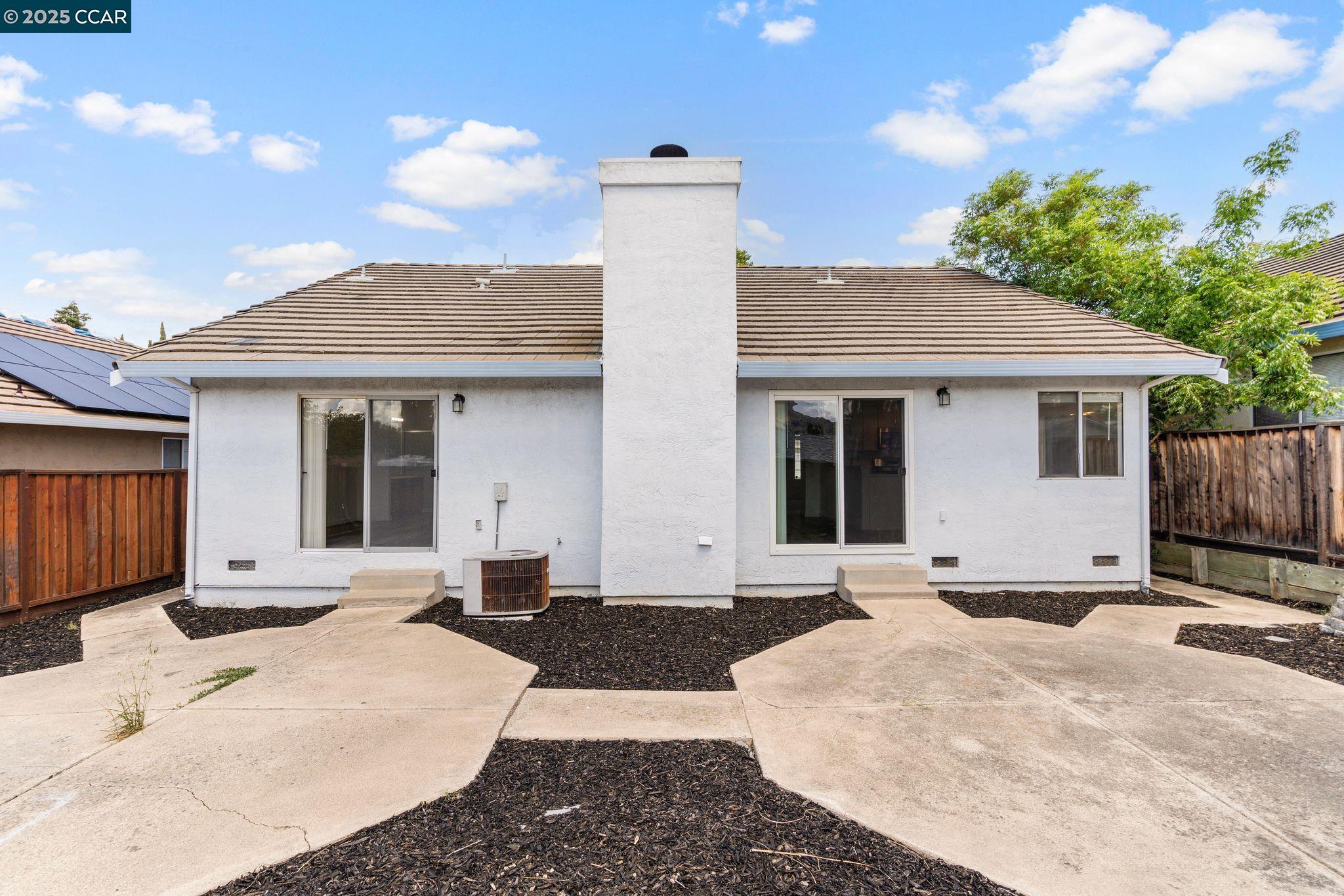 Detail Gallery Image 29 of 30 For 1929 Johnson Dr, Antioch,  CA 94509 - 3 Beds | 2 Baths