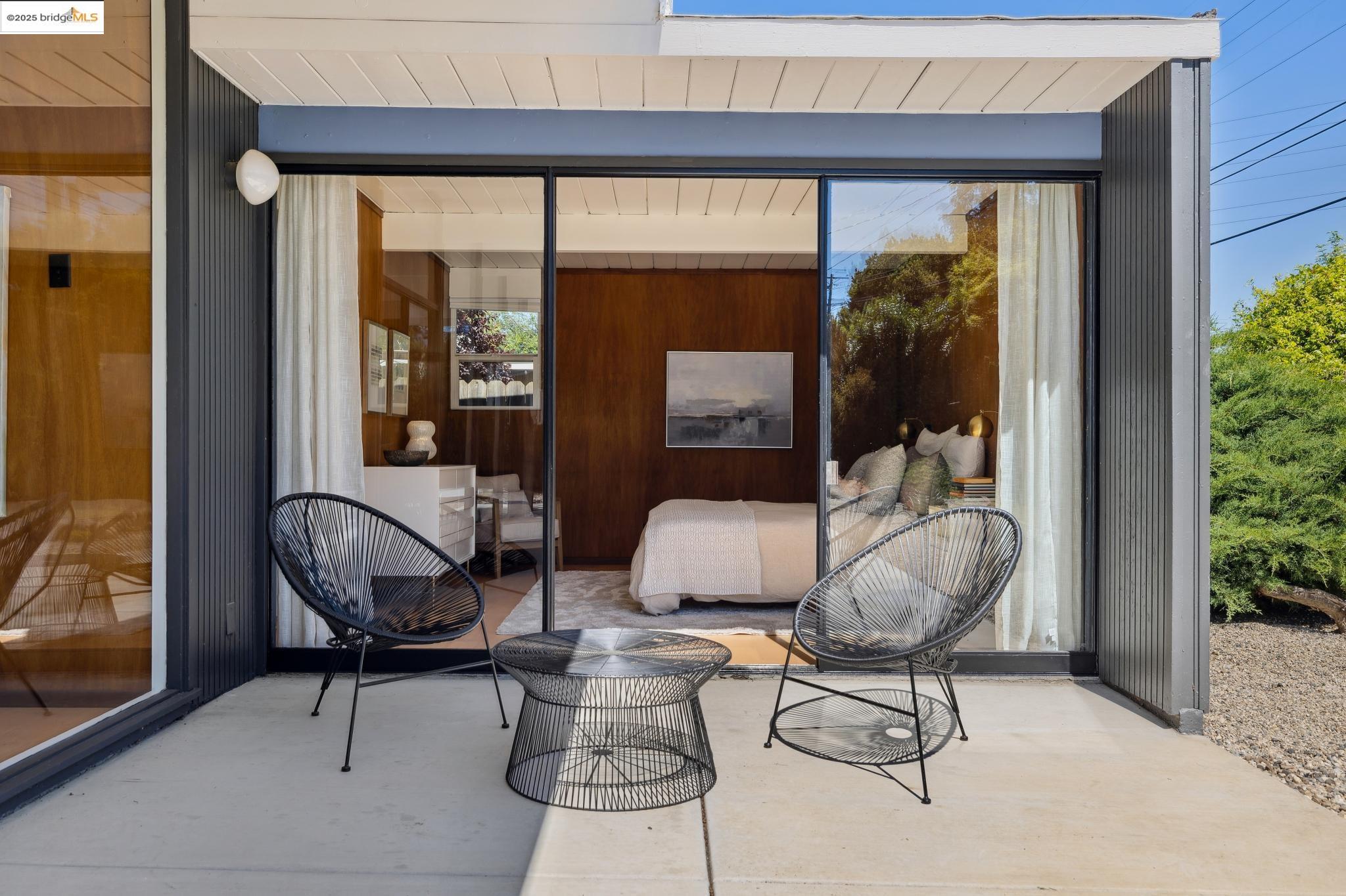 Detail Gallery Image 37 of 48 For 2682 San Antonio Dr, Walnut Creek,  CA 94598 - 3 Beds | 2 Baths