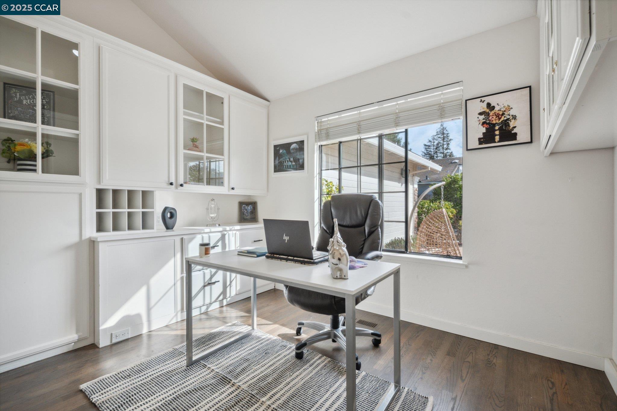 Detail Gallery Image 11 of 52 For 5497 Silver Sage Ct, Concord,  CA 94521 - 4 Beds | 3 Baths