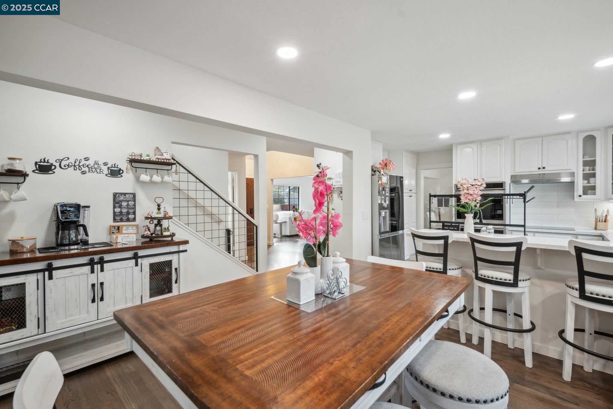Detail Gallery Image 15 of 52 For 5497 Silver Sage Ct, Concord,  CA 94521 - 4 Beds | 3 Baths