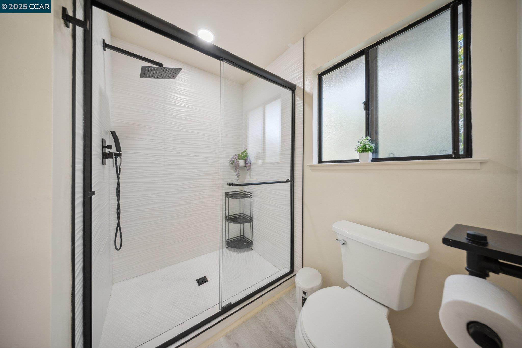 Detail Gallery Image 27 of 52 For 5497 Silver Sage Ct, Concord,  CA 94521 - 4 Beds | 3 Baths