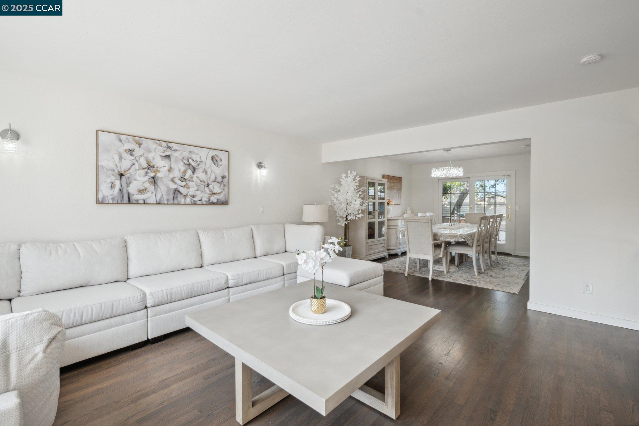 Detail Gallery Image 8 of 52 For 5497 Silver Sage Ct, Concord,  CA 94521 - 4 Beds | 3 Baths