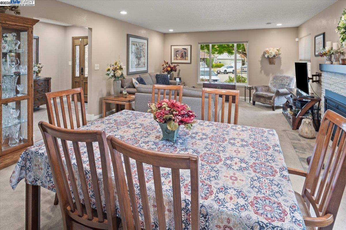 Detail Gallery Image 14 of 60 For 4255 Circle Ave, Castro Valley,  CA 94546 - 3 Beds | 2 Baths