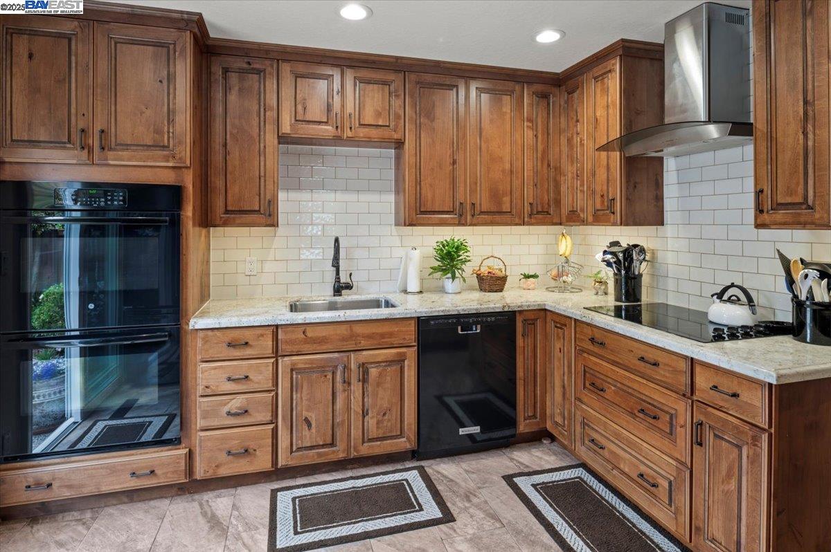 Detail Gallery Image 19 of 60 For 4255 Circle Ave, Castro Valley,  CA 94546 - 3 Beds | 2 Baths