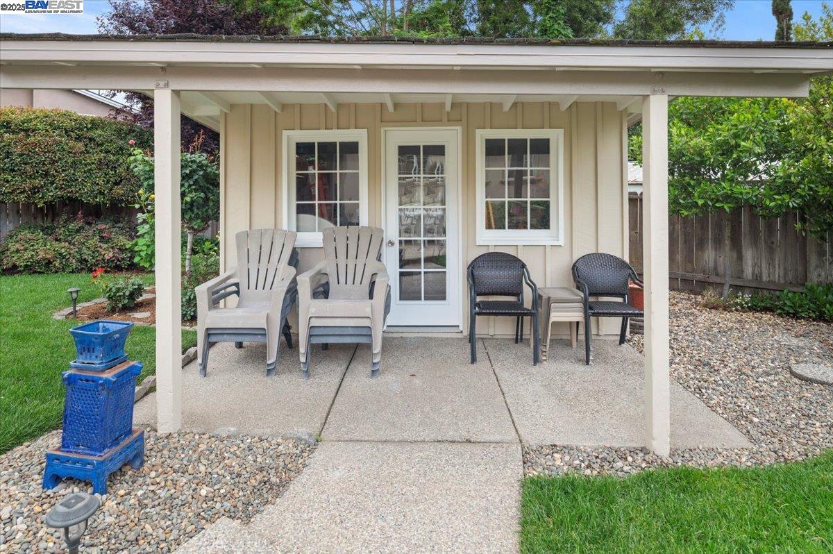 Detail Gallery Image 60 of 60 For 4255 Circle Ave, Castro Valley,  CA 94546 - 3 Beds | 2 Baths