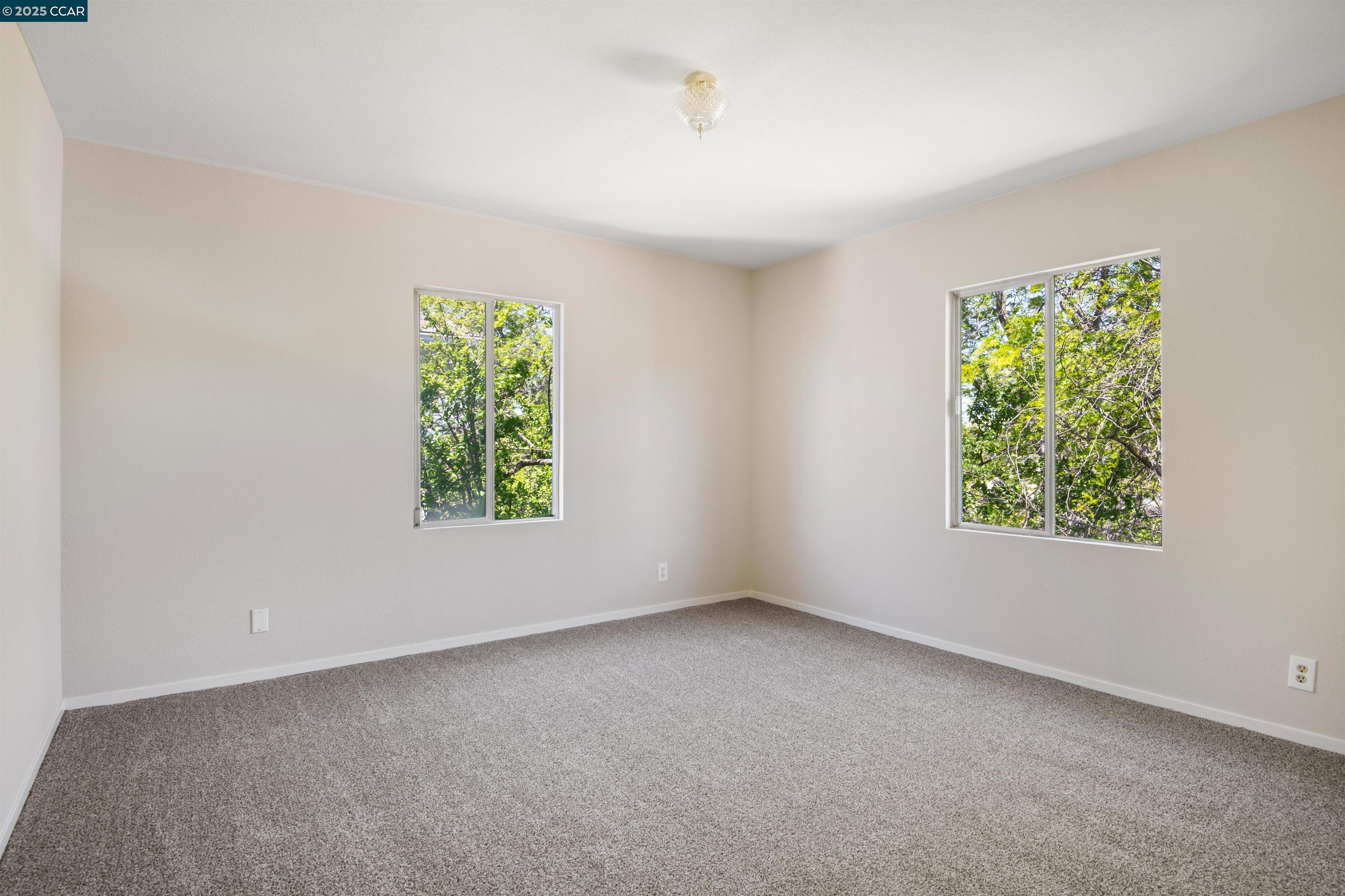Detail Gallery Image 16 of 26 For 1740 Cedar St, Berkeley,  CA 94703 - 3 Beds | 1/1 Baths