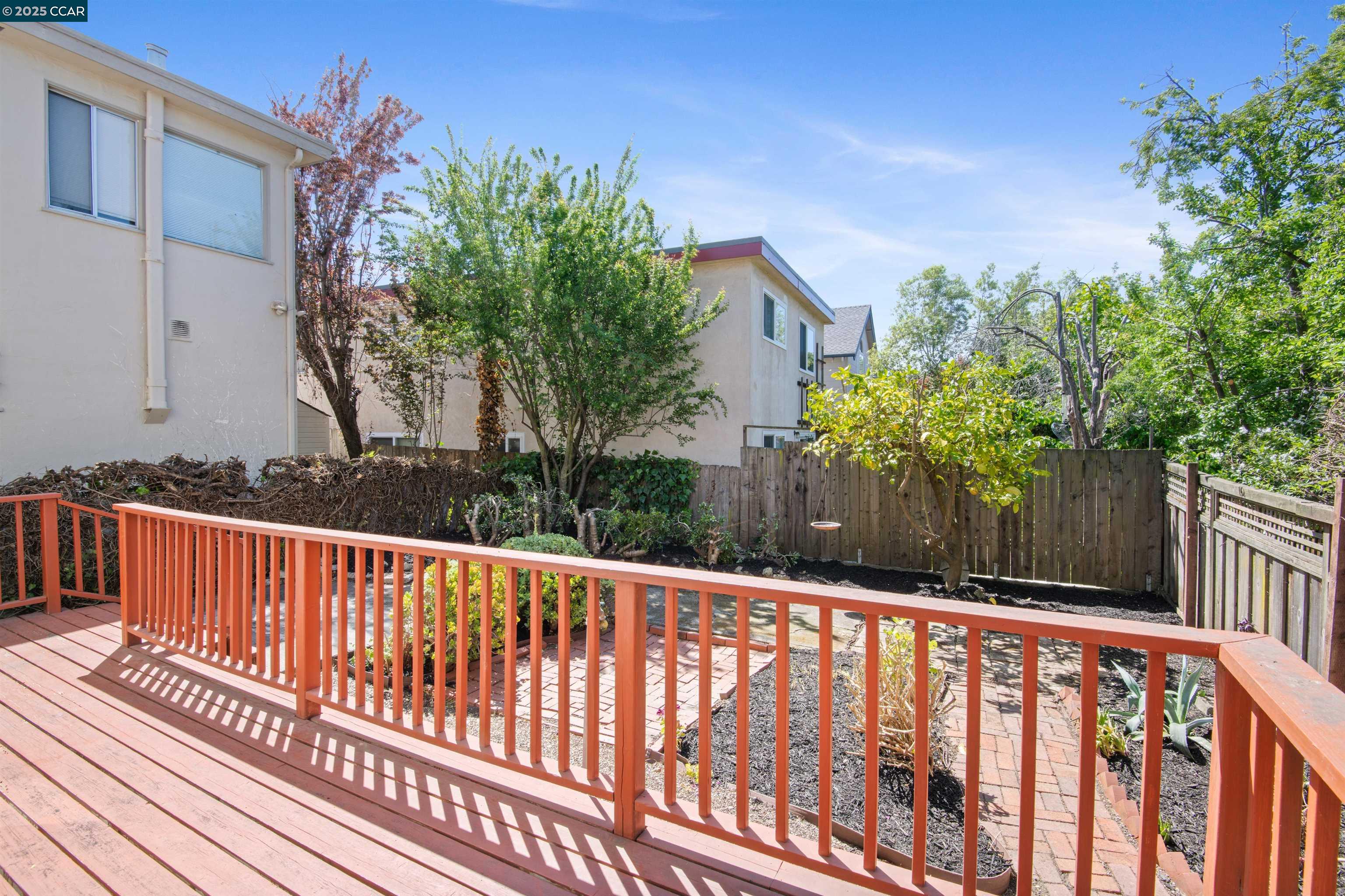 Detail Gallery Image 26 of 26 For 1740 Cedar St, Berkeley,  CA 94703 - 3 Beds | 1/1 Baths