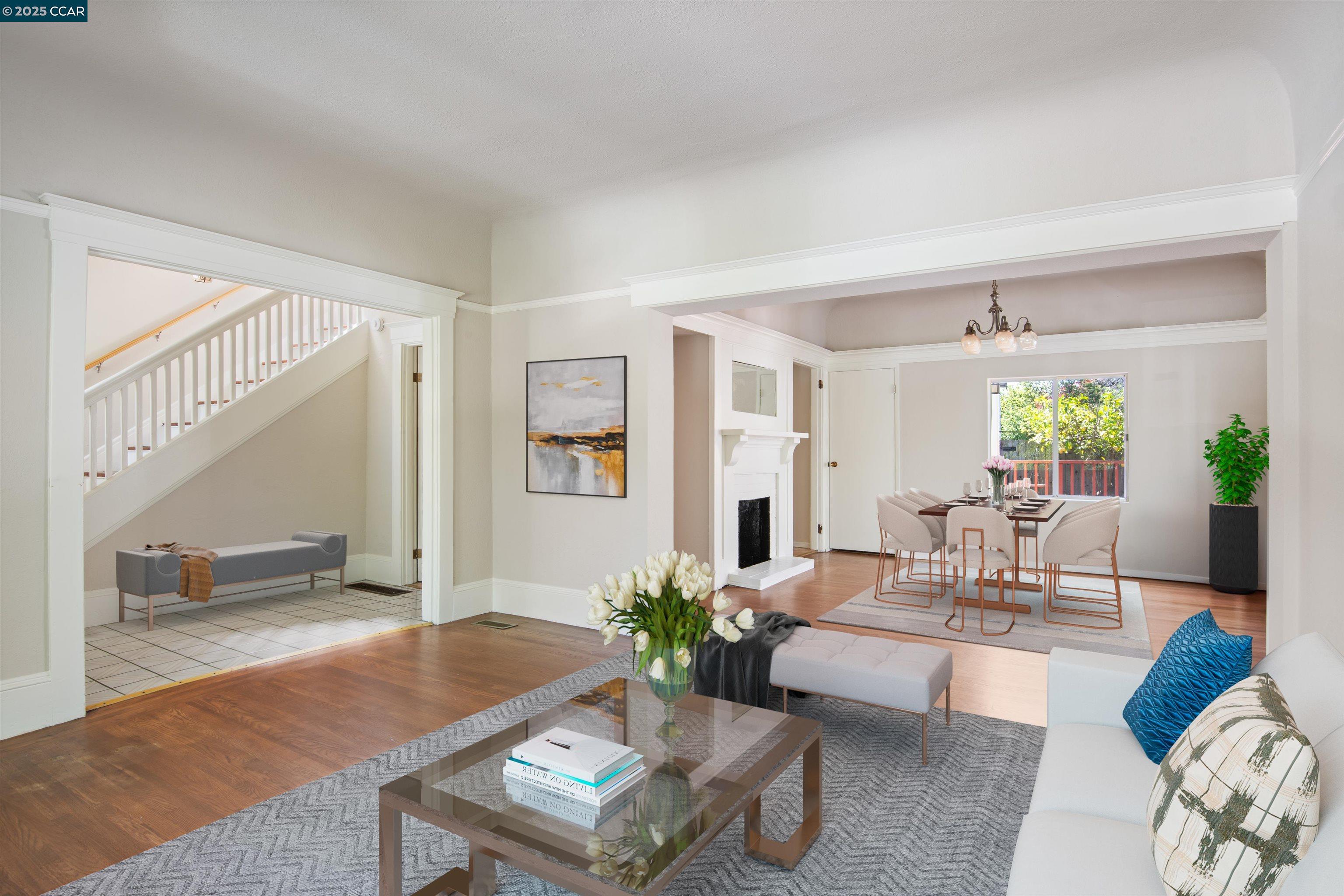 Detail Gallery Image 4 of 26 For 1740 Cedar St, Berkeley,  CA 94703 - 3 Beds | 1/1 Baths