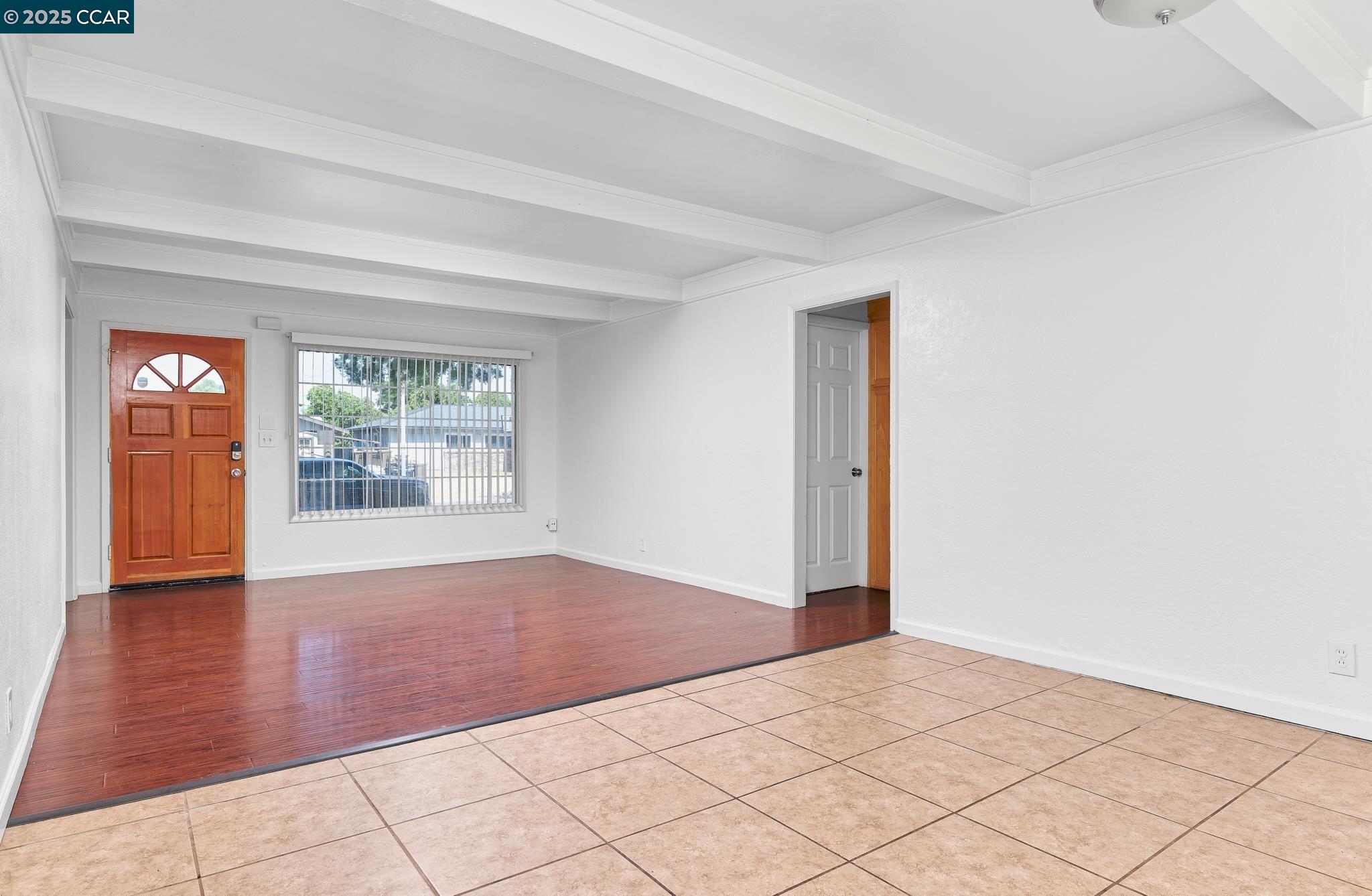 Detail Gallery Image 9 of 20 For 5708 Georgia Dr, North Highlands,  CA 95660 - 3 Beds | 1 Baths