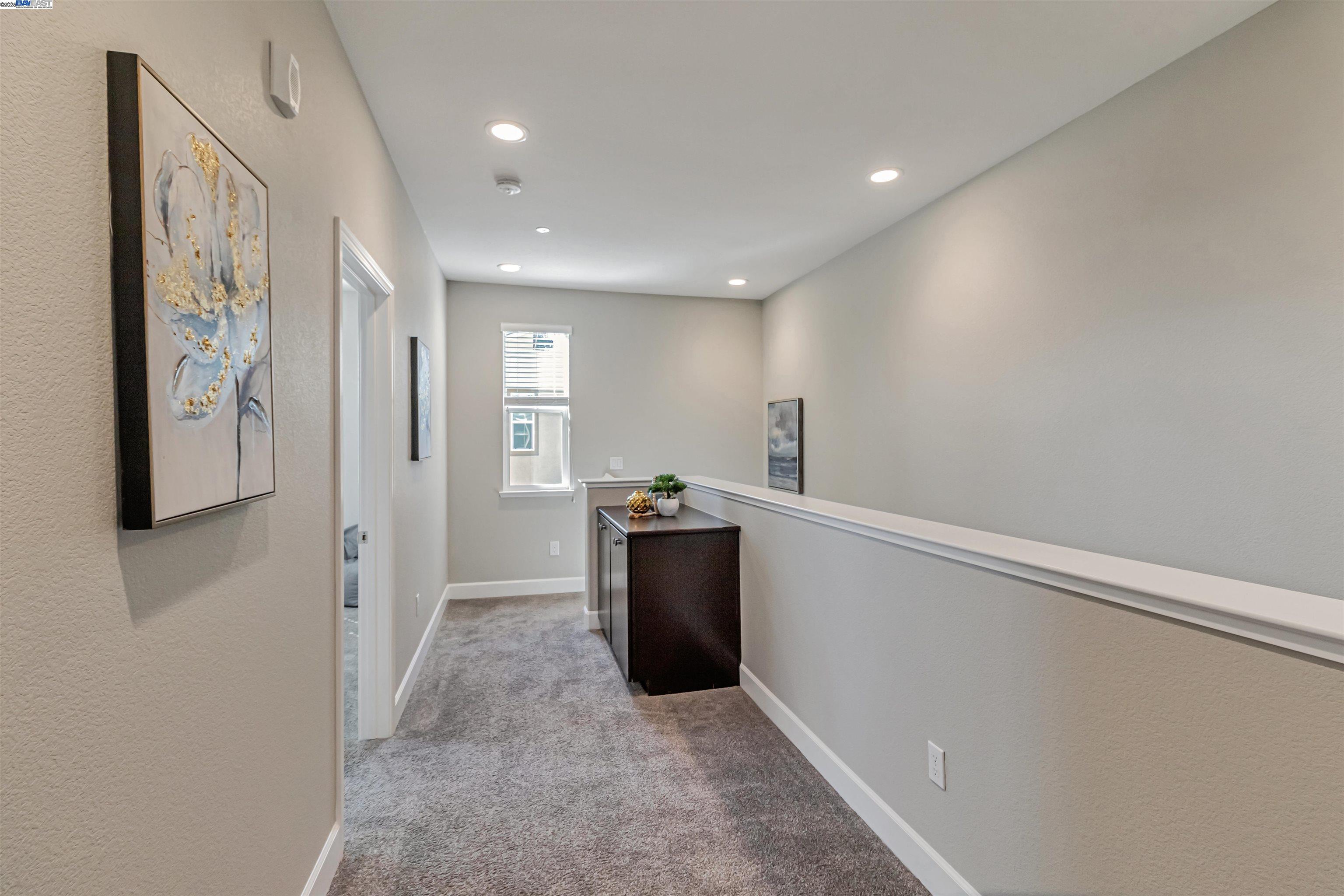 Detail Gallery Image 18 of 38 For 325 Charles Morris Ter, Sunnyvale,  CA 94085 - 3 Beds | 2/1 Baths
