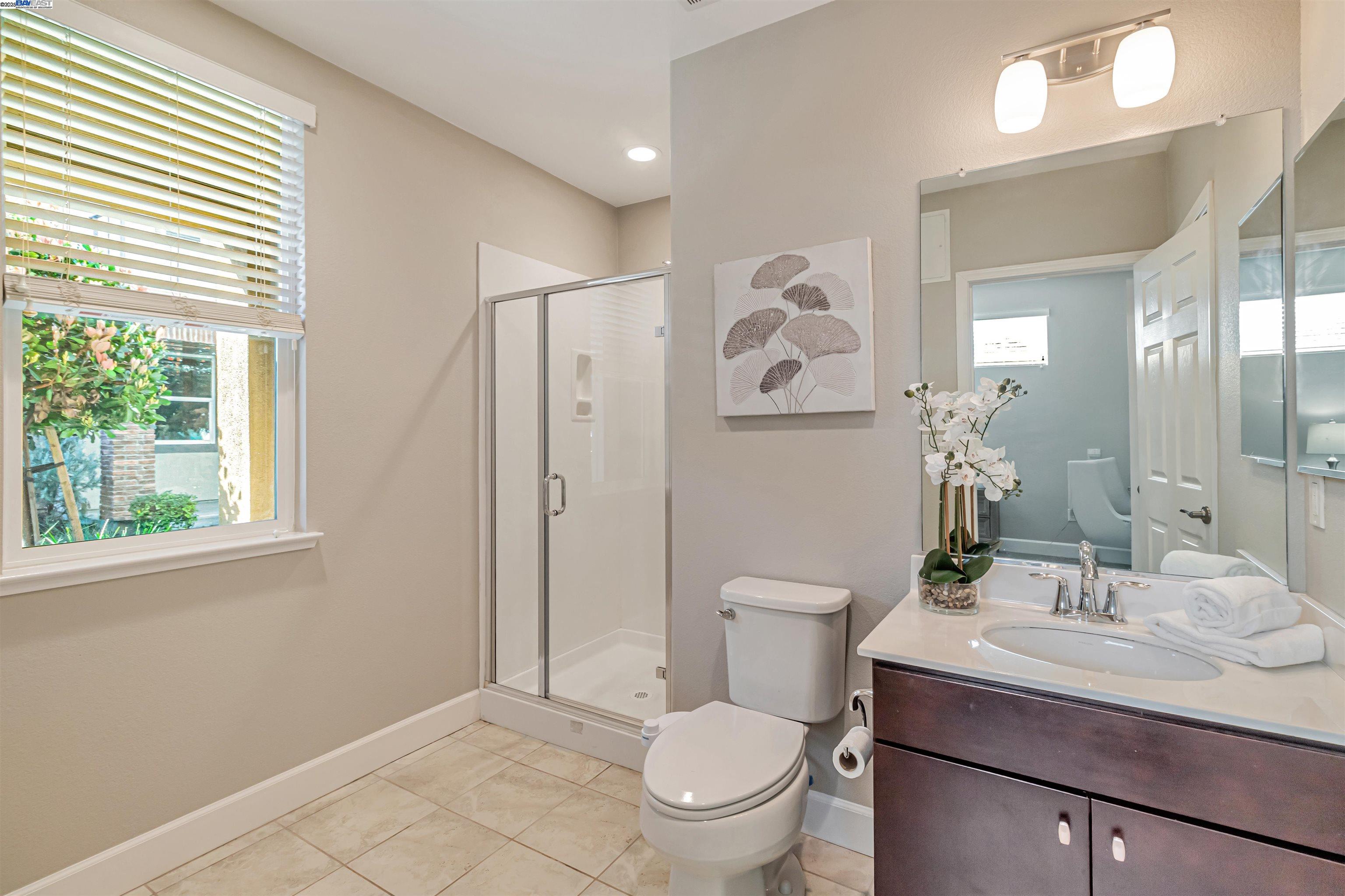 Detail Gallery Image 27 of 38 For 325 Charles Morris Ter, Sunnyvale,  CA 94085 - 3 Beds | 2/1 Baths