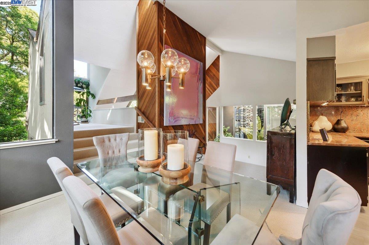 Detail Gallery Image 16 of 60 For 391 Oak Ln, Pleasanton,  CA 94566 - 4 Beds | 3 Baths