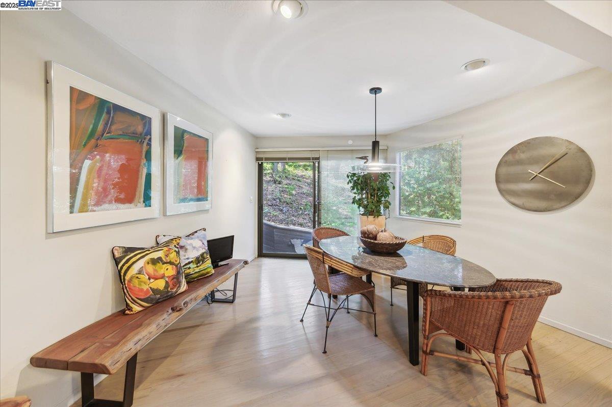 Detail Gallery Image 27 of 60 For 391 Oak Ln, Pleasanton,  CA 94566 - 4 Beds | 3 Baths