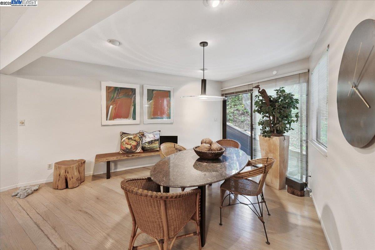 Detail Gallery Image 28 of 60 For 391 Oak Ln, Pleasanton,  CA 94566 - 4 Beds | 3 Baths