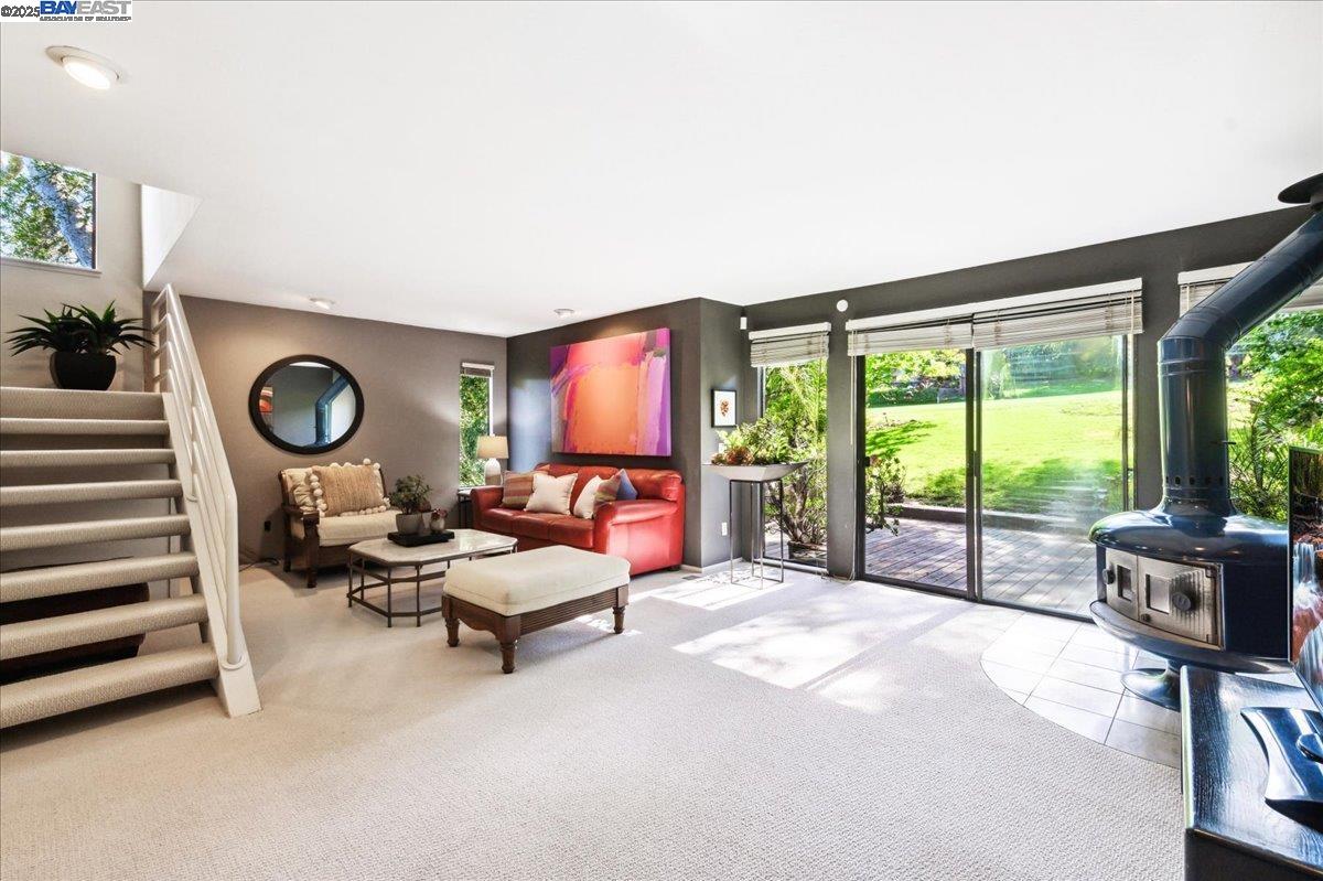 Detail Gallery Image 29 of 60 For 391 Oak Ln, Pleasanton,  CA 94566 - 4 Beds | 3 Baths