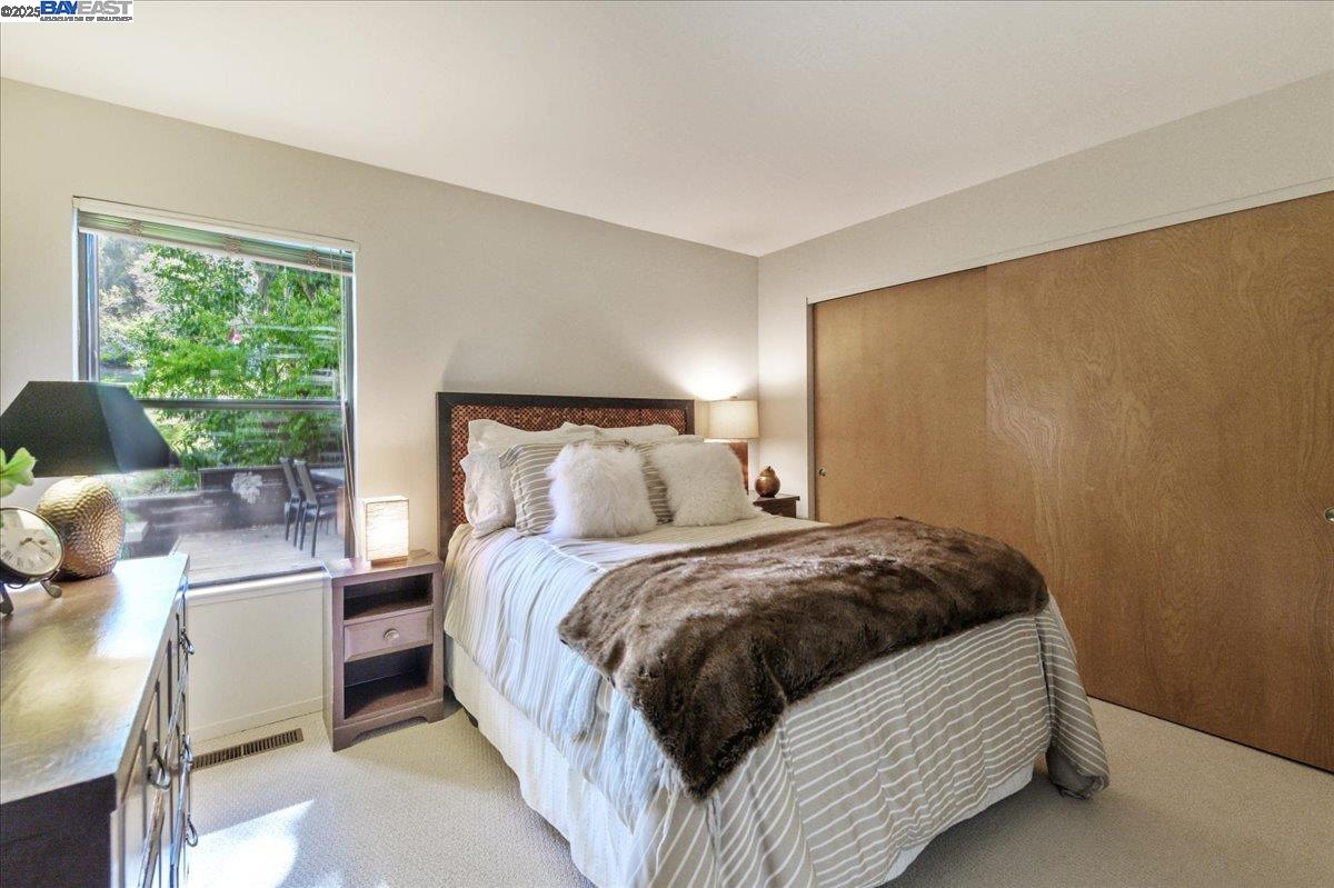 Detail Gallery Image 31 of 60 For 391 Oak Ln, Pleasanton,  CA 94566 - 4 Beds | 3 Baths