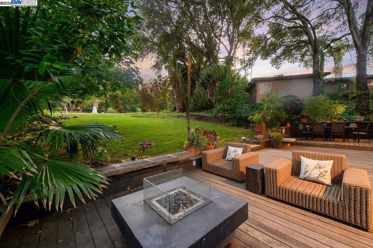 Detail Gallery Image 56 of 60 For 391 Oak Ln, Pleasanton,  CA 94566 - 4 Beds | 3 Baths