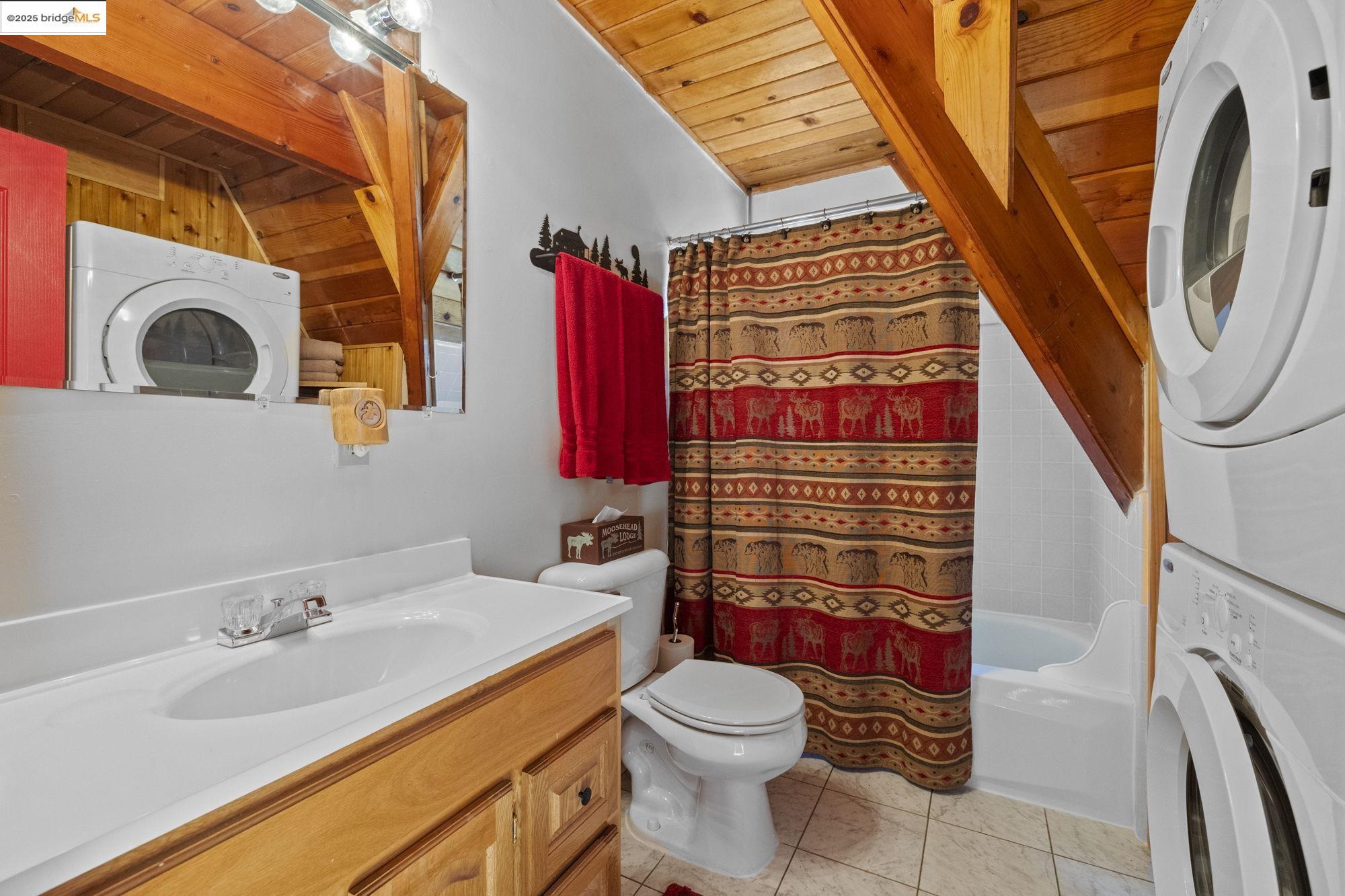 Detail Gallery Image 13 of 30 For 22059 Cedar Springs Rd, Twain Harte,  CA 95383 - 3 Beds | 1/1 Baths