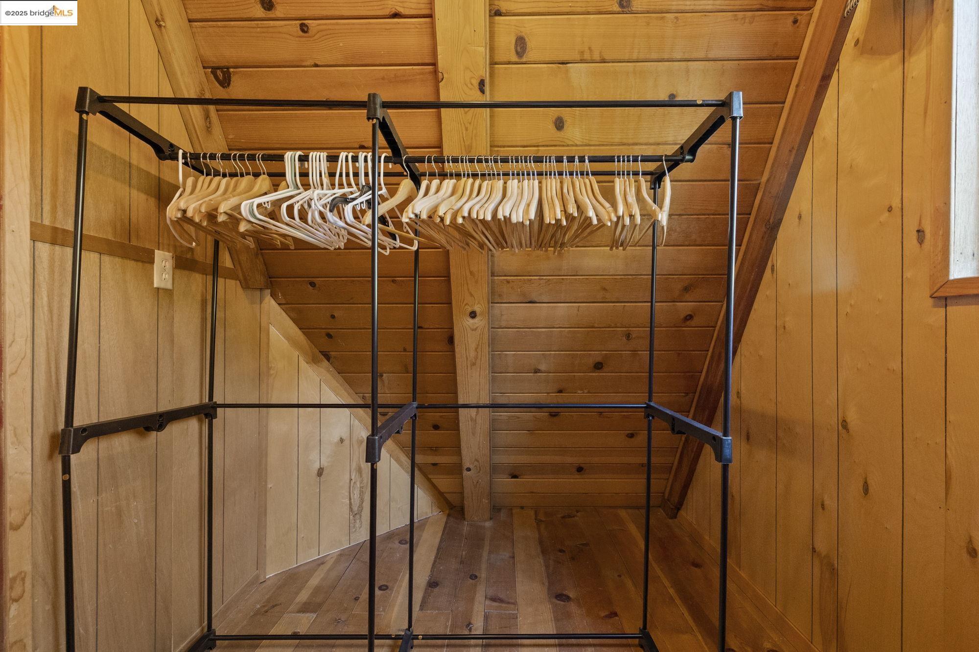 Detail Gallery Image 16 of 30 For 22059 Cedar Springs Rd, Twain Harte,  CA 95383 - 3 Beds | 1/1 Baths