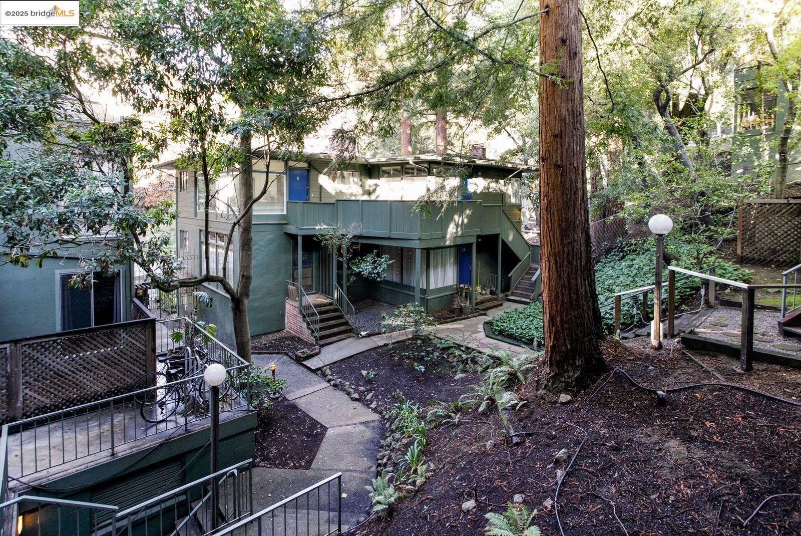 Detail Gallery Image 15 of 17 For 2700 Le Conte Ave #201,  Berkeley,  CA 94709 - 1 Beds | 1 Baths