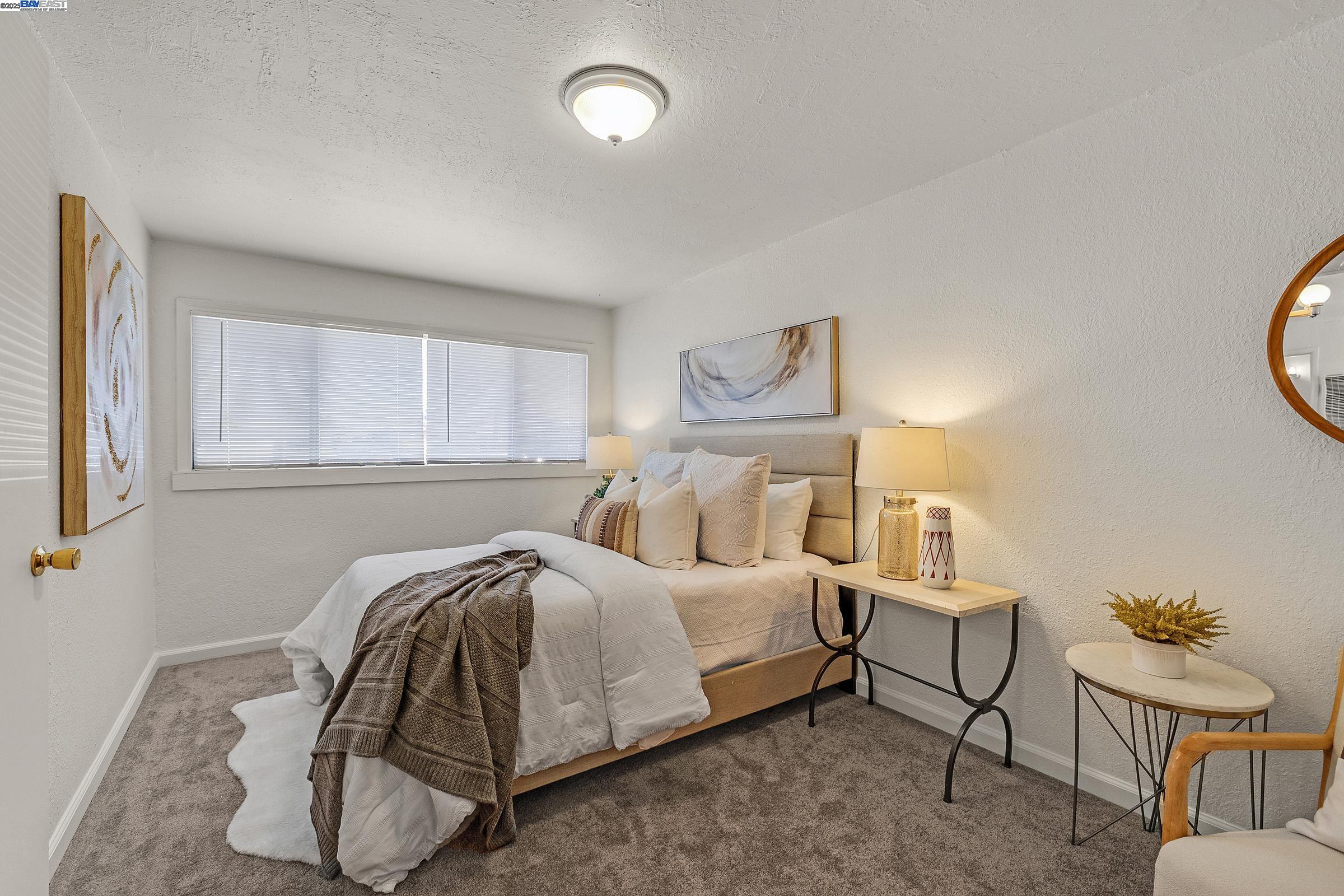 Detail Gallery Image 12 of 30 For 408 Burlwood Ave, Oakland,  CA 94603 - 2 Beds | 1 Baths