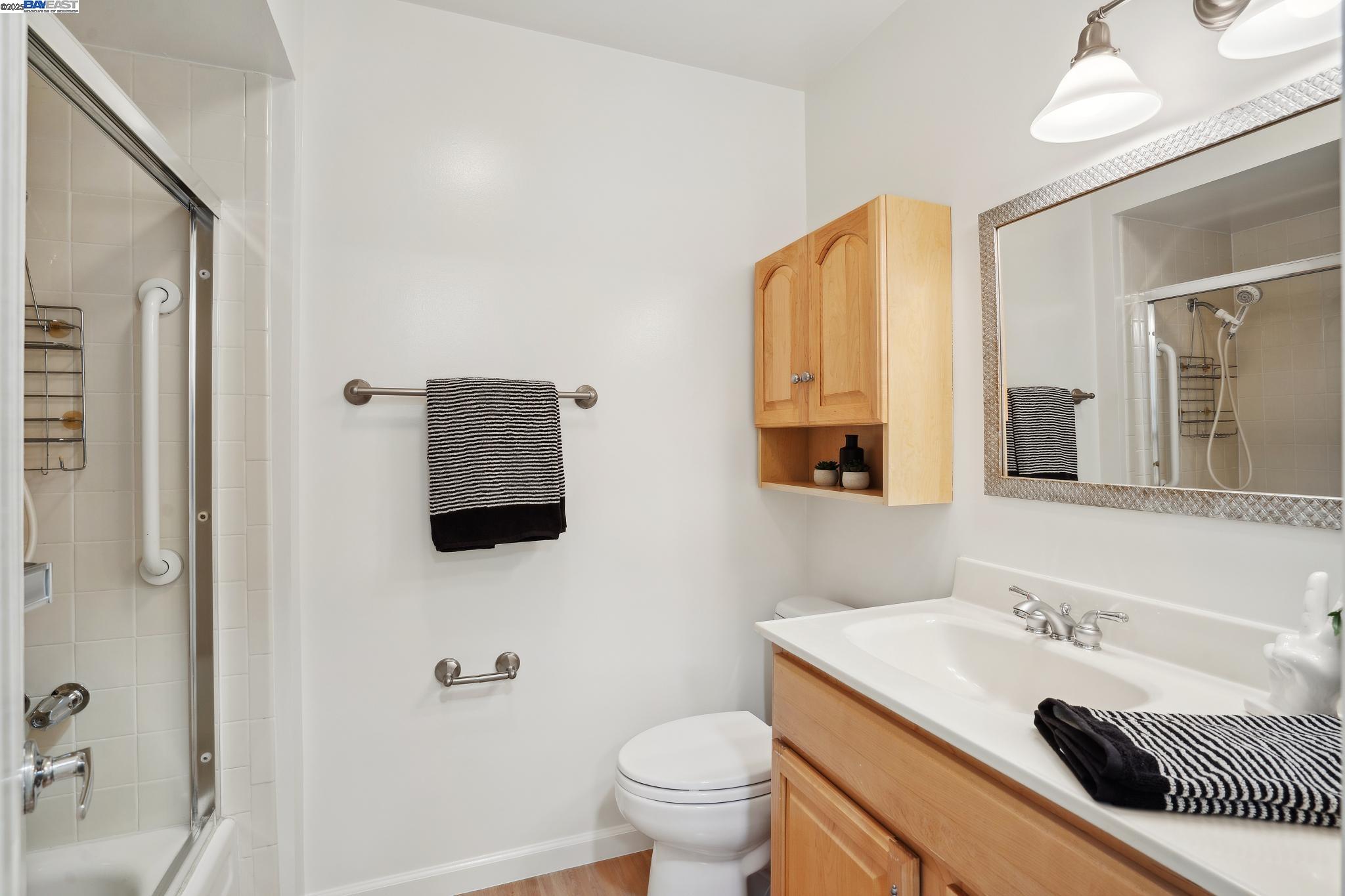 Detail Gallery Image 25 of 31 For 1407 Camino Peral, Moraga,  CA 94556 - 3 Beds | 2/1 Baths