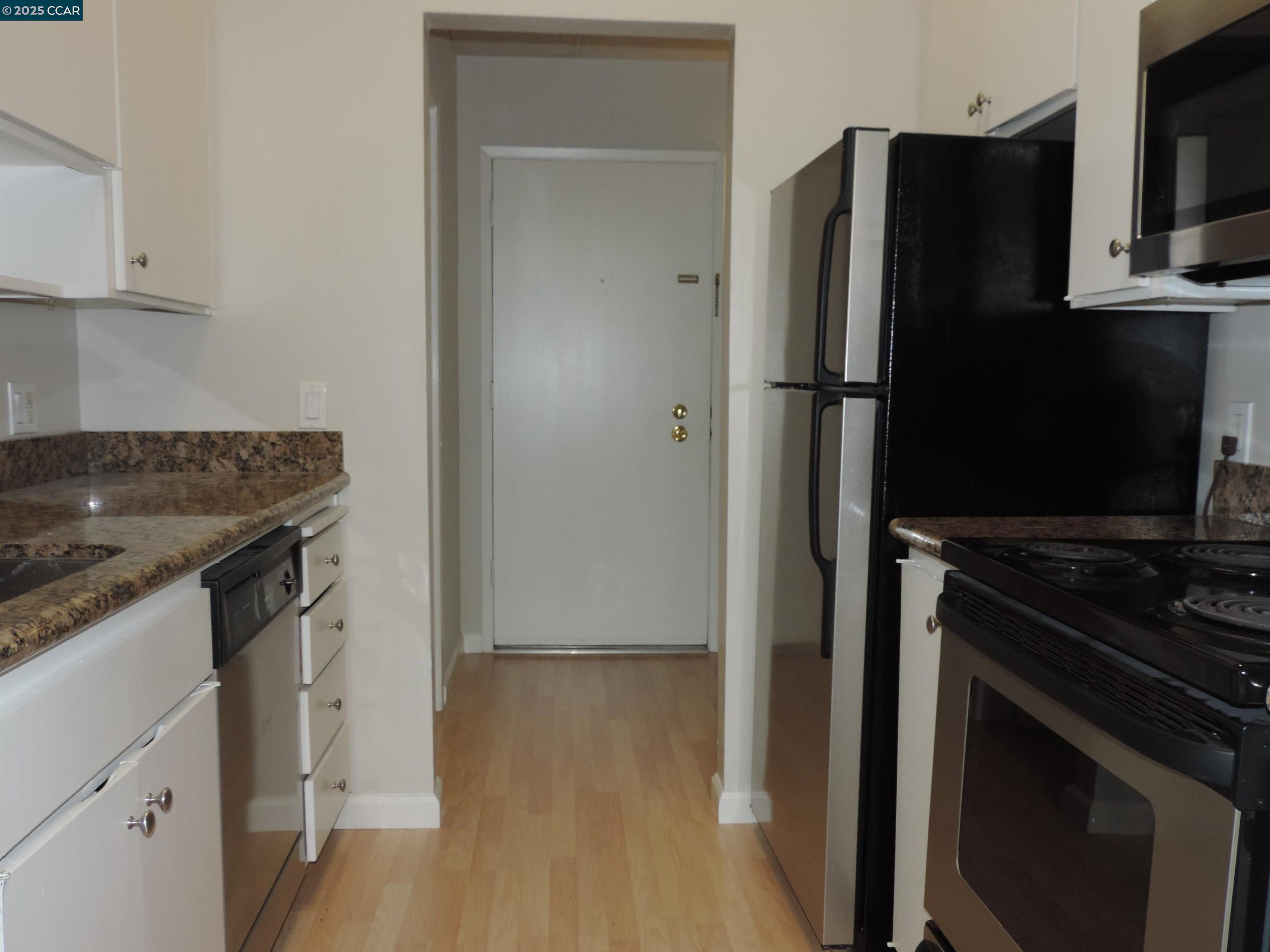 Detail Gallery Image 27 of 37 For 310 N Civic #315,  Walnut Creek,  CA 94596 - 1 Beds | 1 Baths