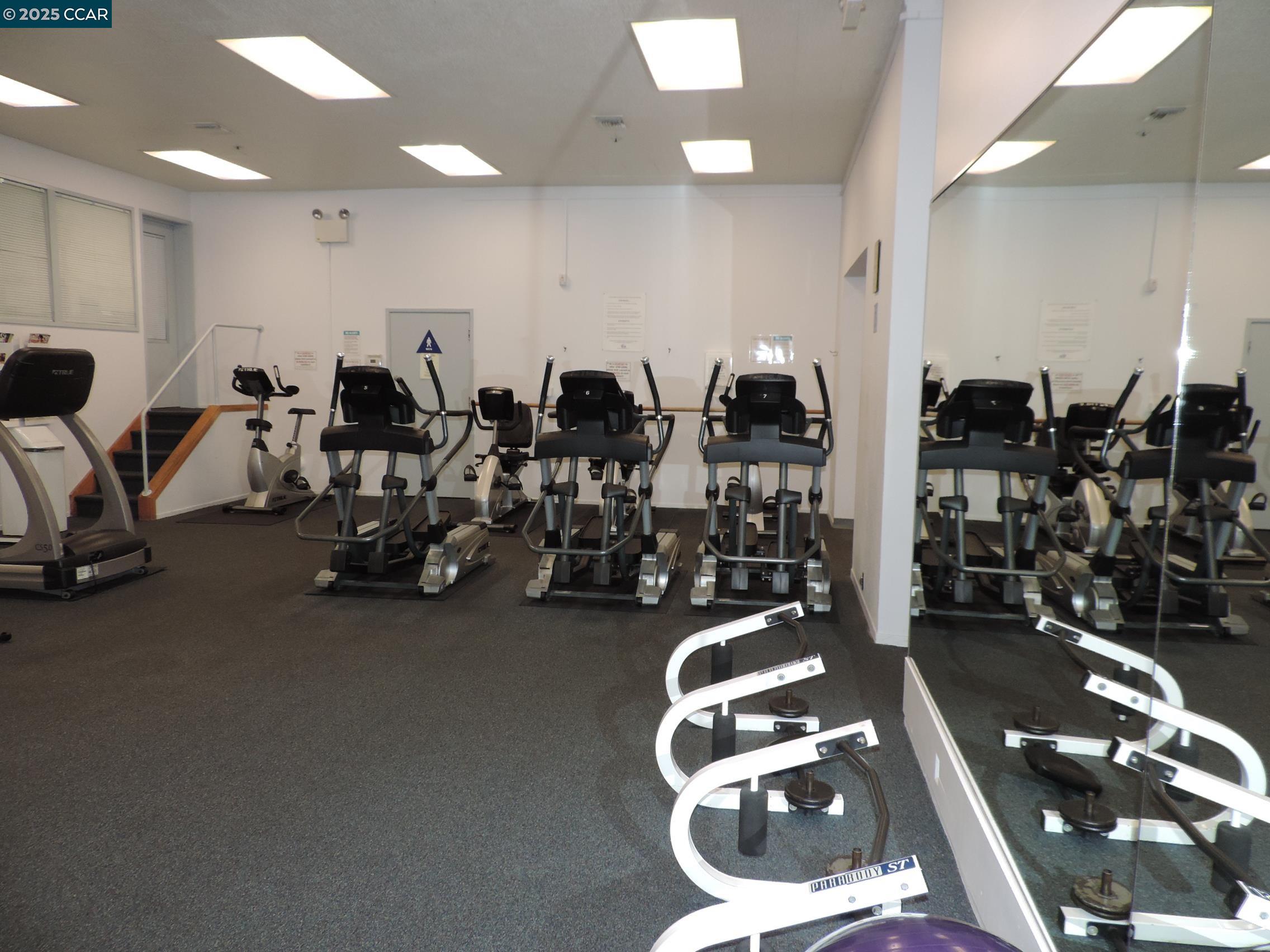 310 N Civic # 315, Walnut Creek, California 94596, 1 Bedroom Bedrooms, 4 Rooms Rooms,1 BathroomBathrooms,Residential Lease,For Rent,310 N Civic # 315,41097094
