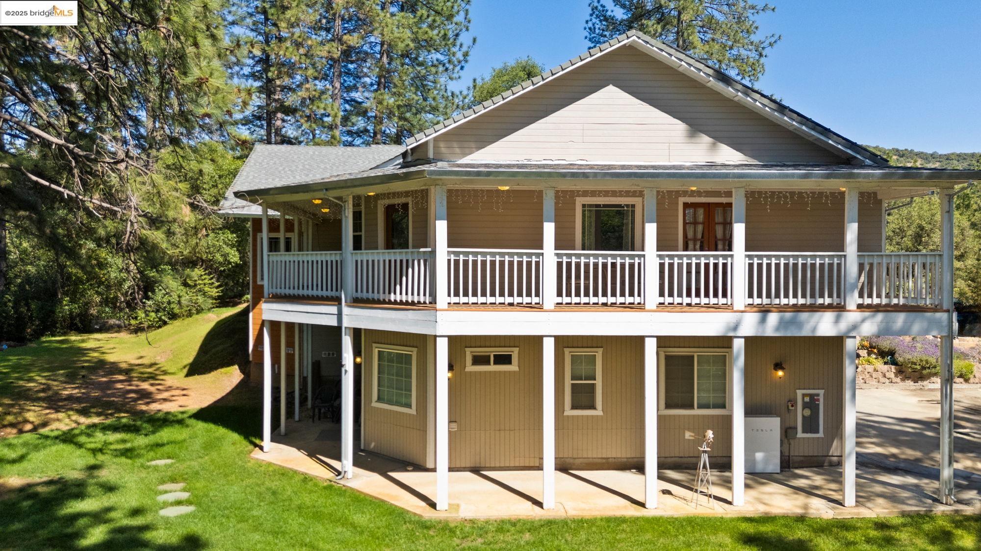 Detail Gallery Image 2 of 40 For 21895 Sawmill Flat Rd, Sonora,  CA 95370 - 4 Beds | 3/1 Baths