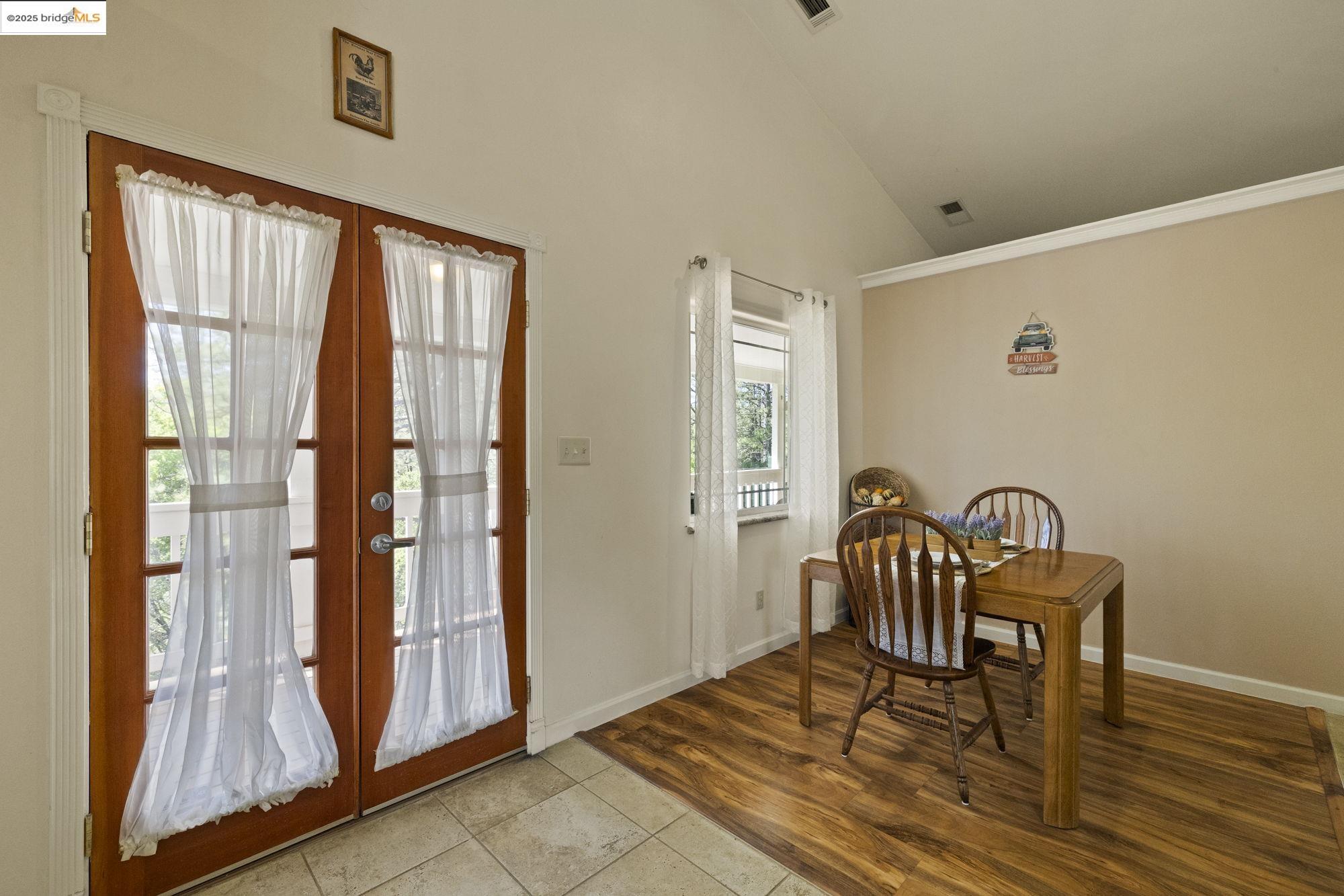 Detail Gallery Image 11 of 40 For 21895 Sawmill Flat Rd, Sonora,  CA 95370 - 4 Beds | 3/1 Baths